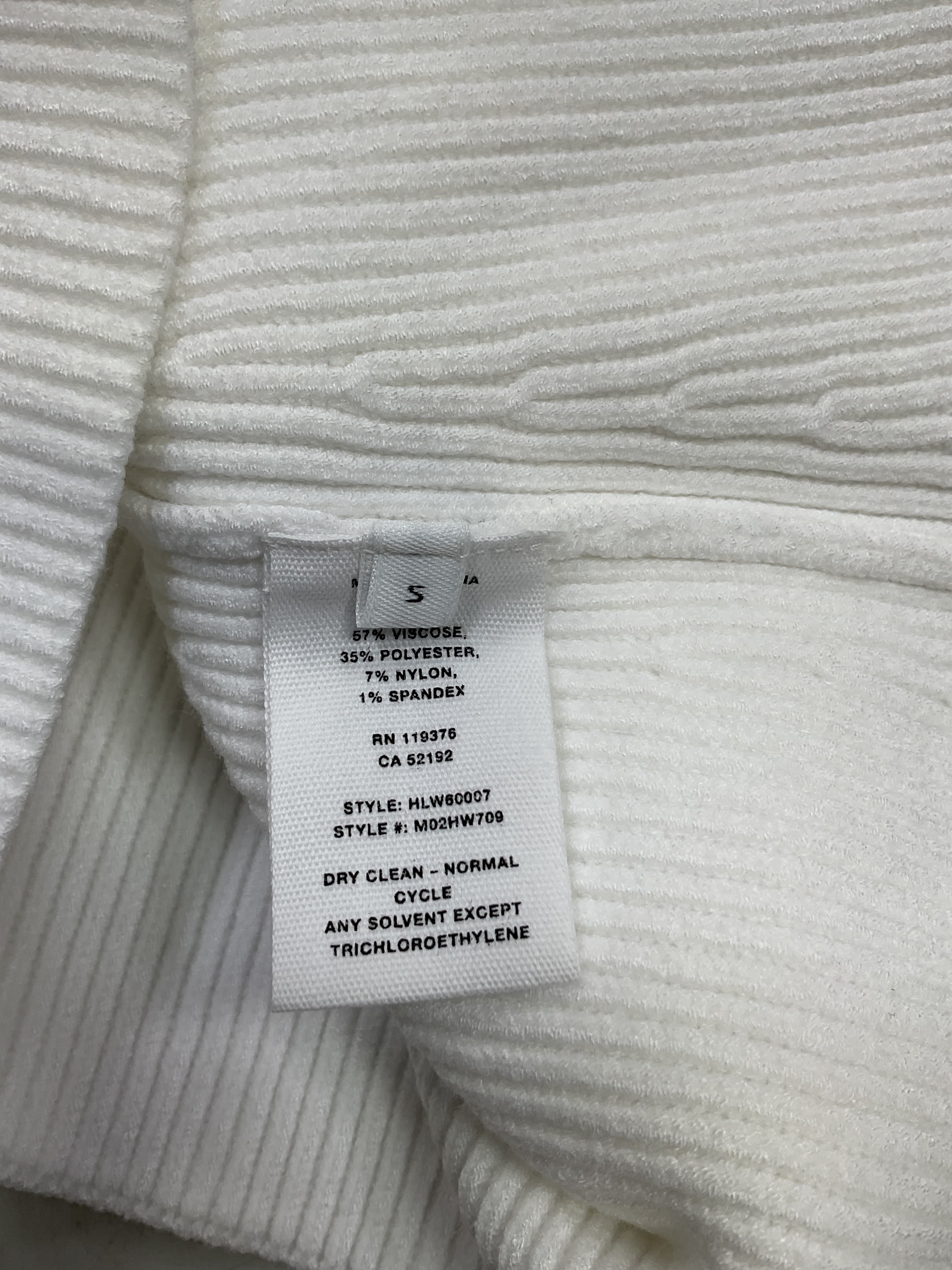 Contour Pinched Top In White - Image 4