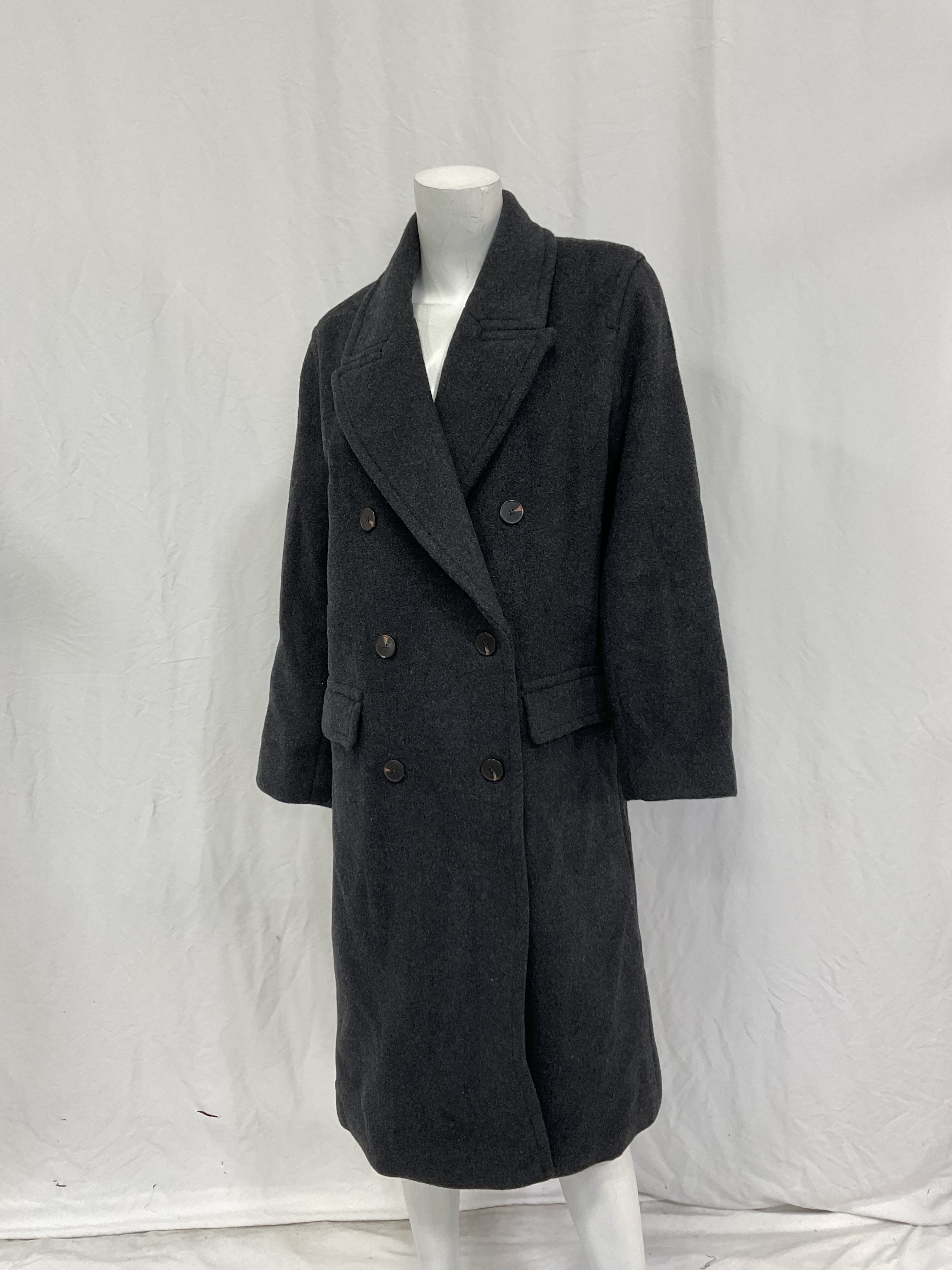 The Double-Breasted Coat In Wool - Image 2