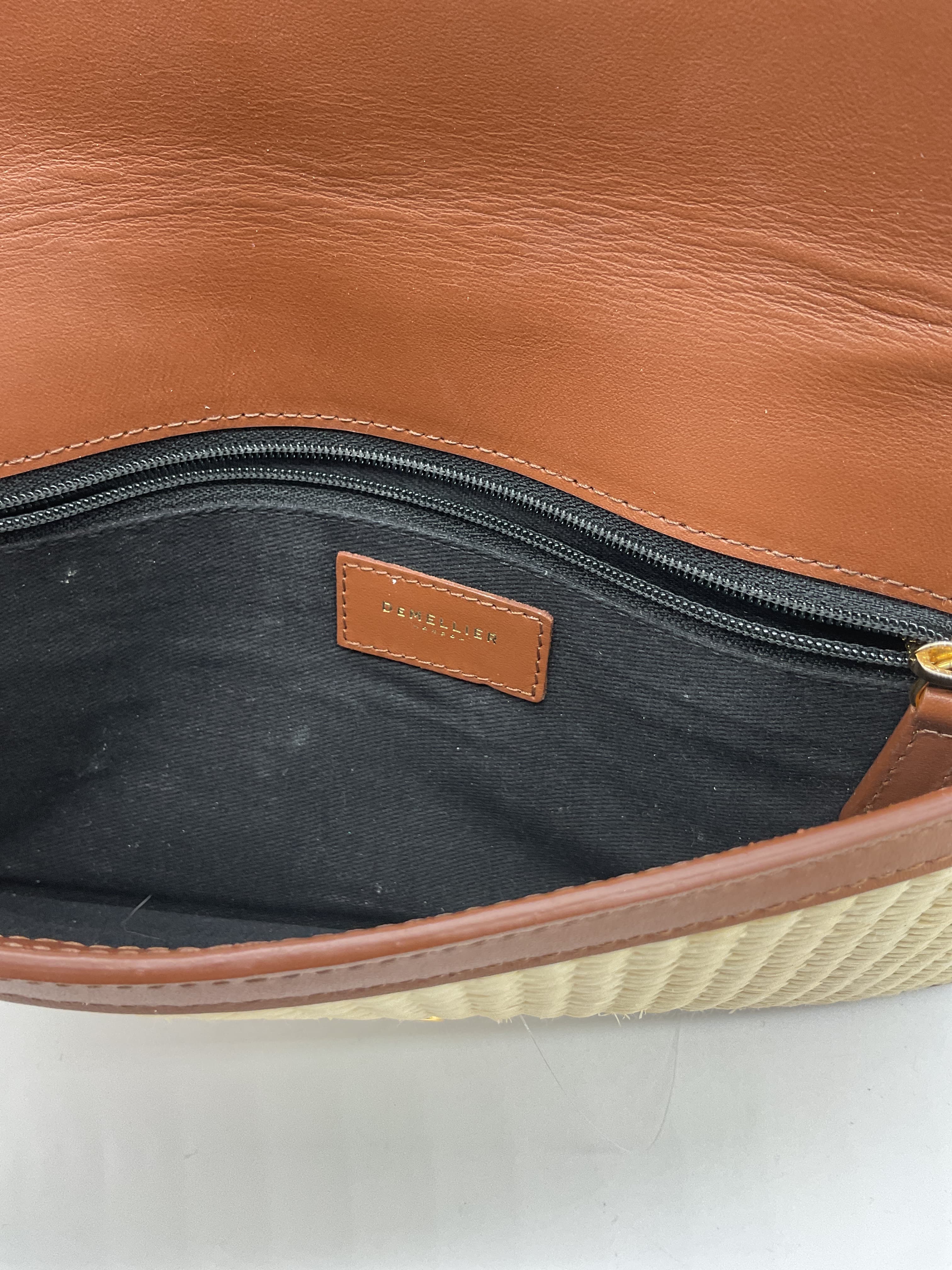 London Clutch In Natural Raffia & Tan Smooth - Image 3