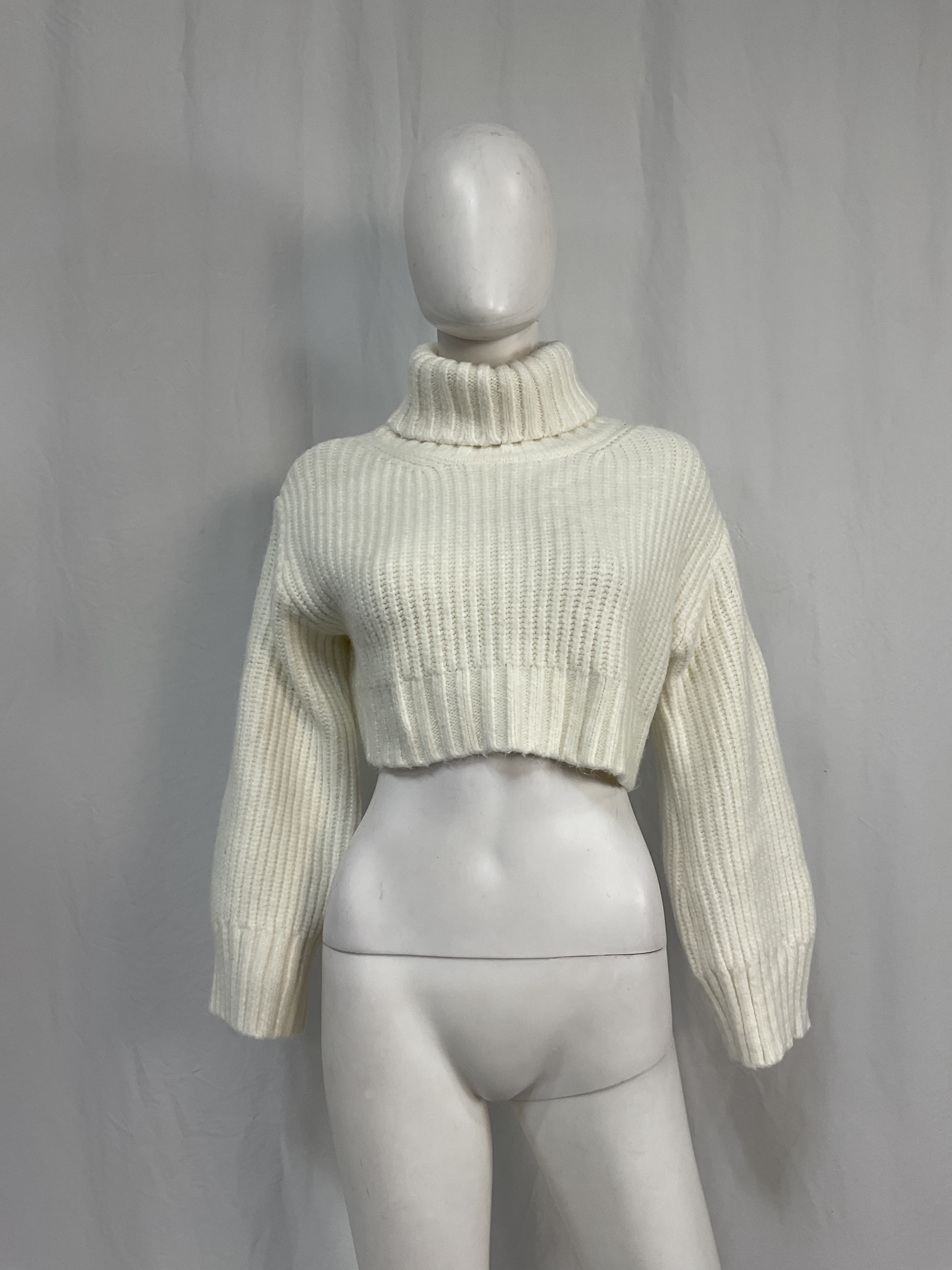 Feya Cropped Pullover In Ivory - Image 4