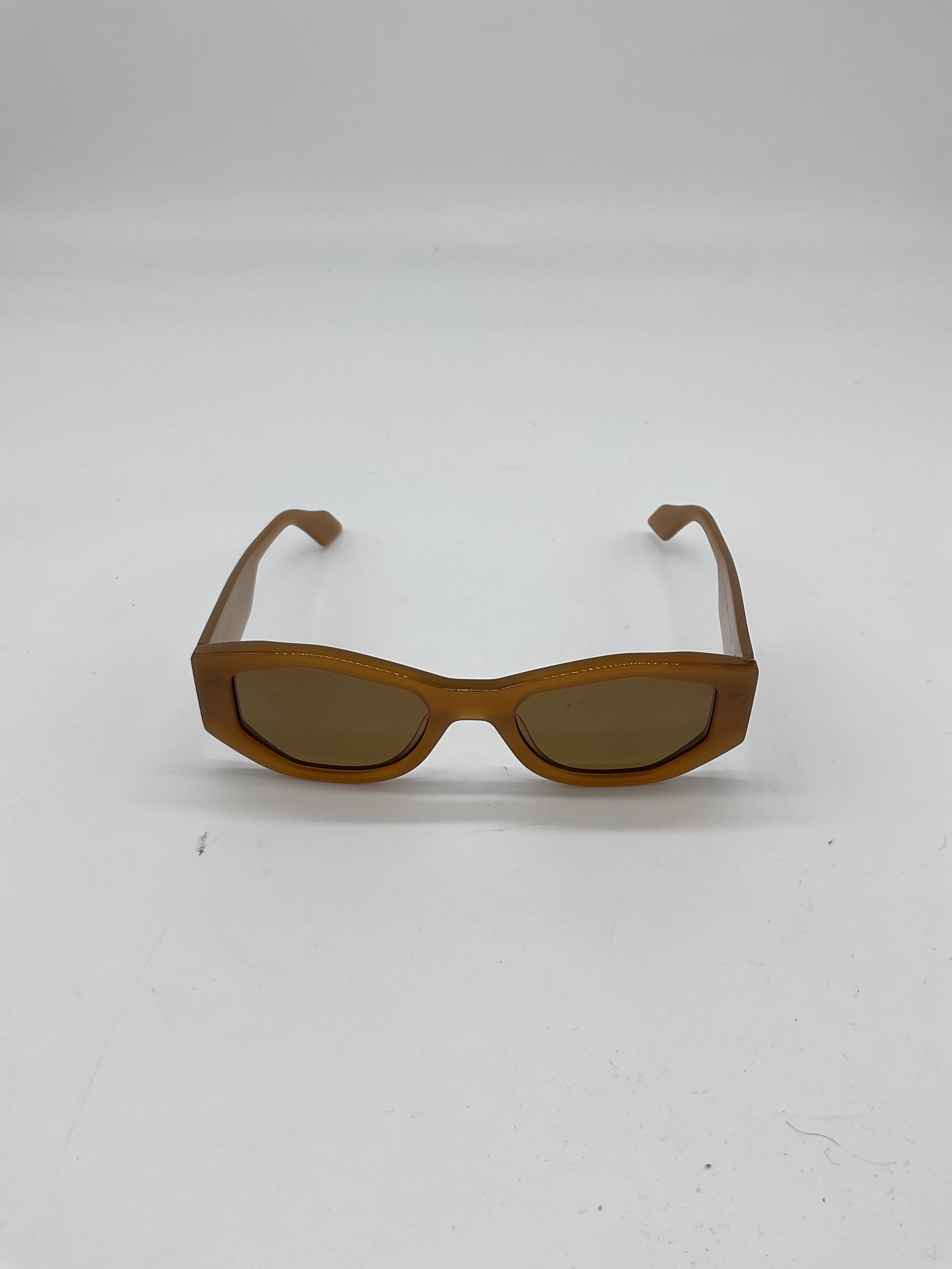 Zoe Sunglasses In Salted Caramel & Brown Polarized - Image 2