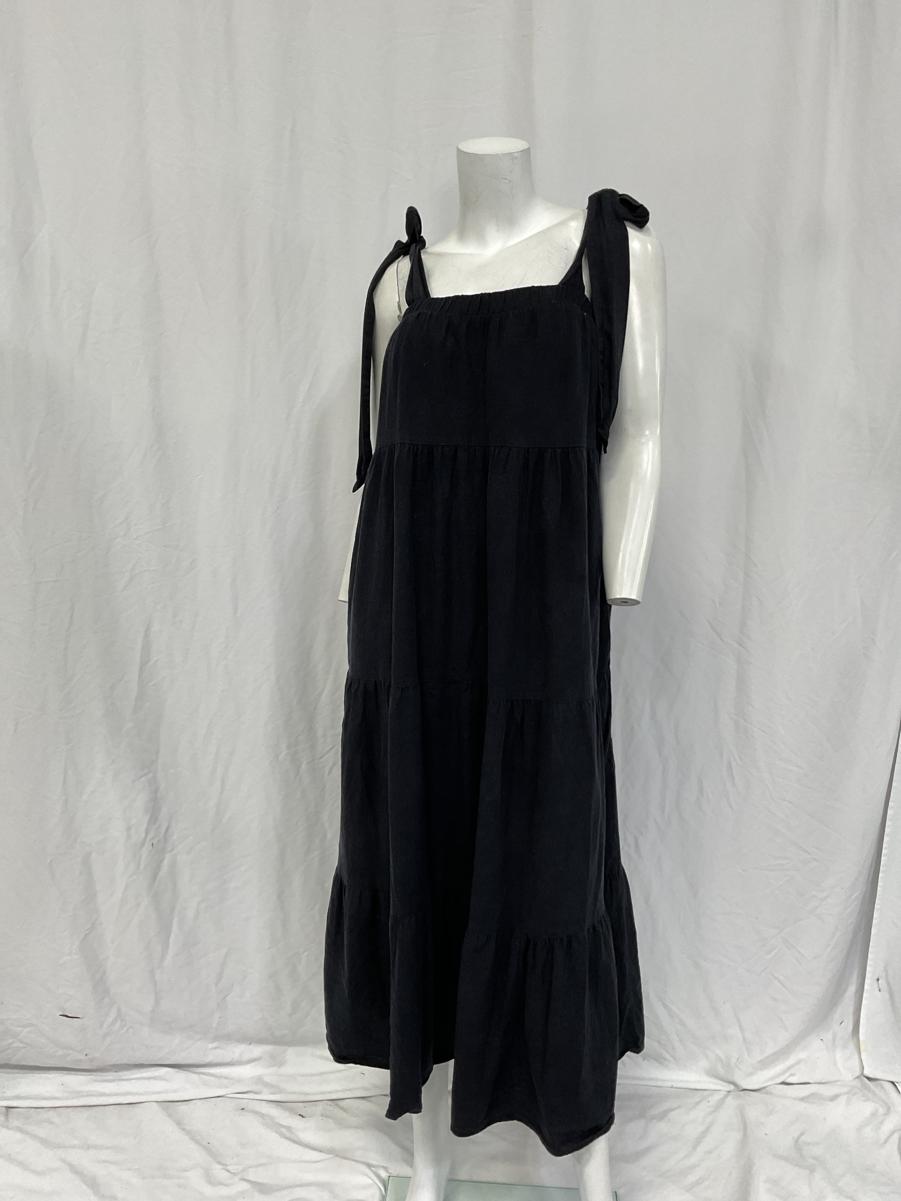 Arabella Maxi Dress In Black - Image 2