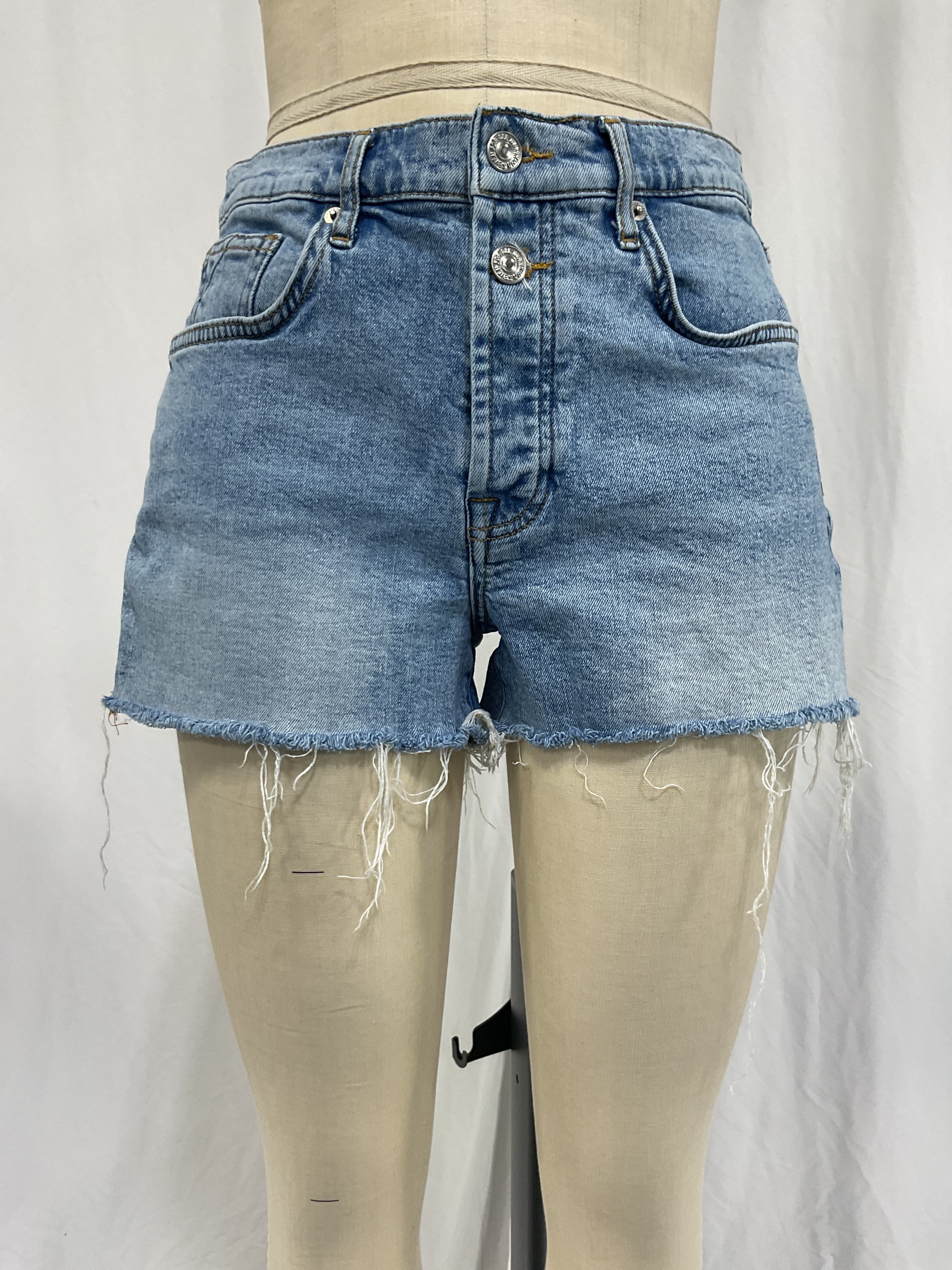 7 For All Mankind Monroe Short In Chamberlain - Image 3