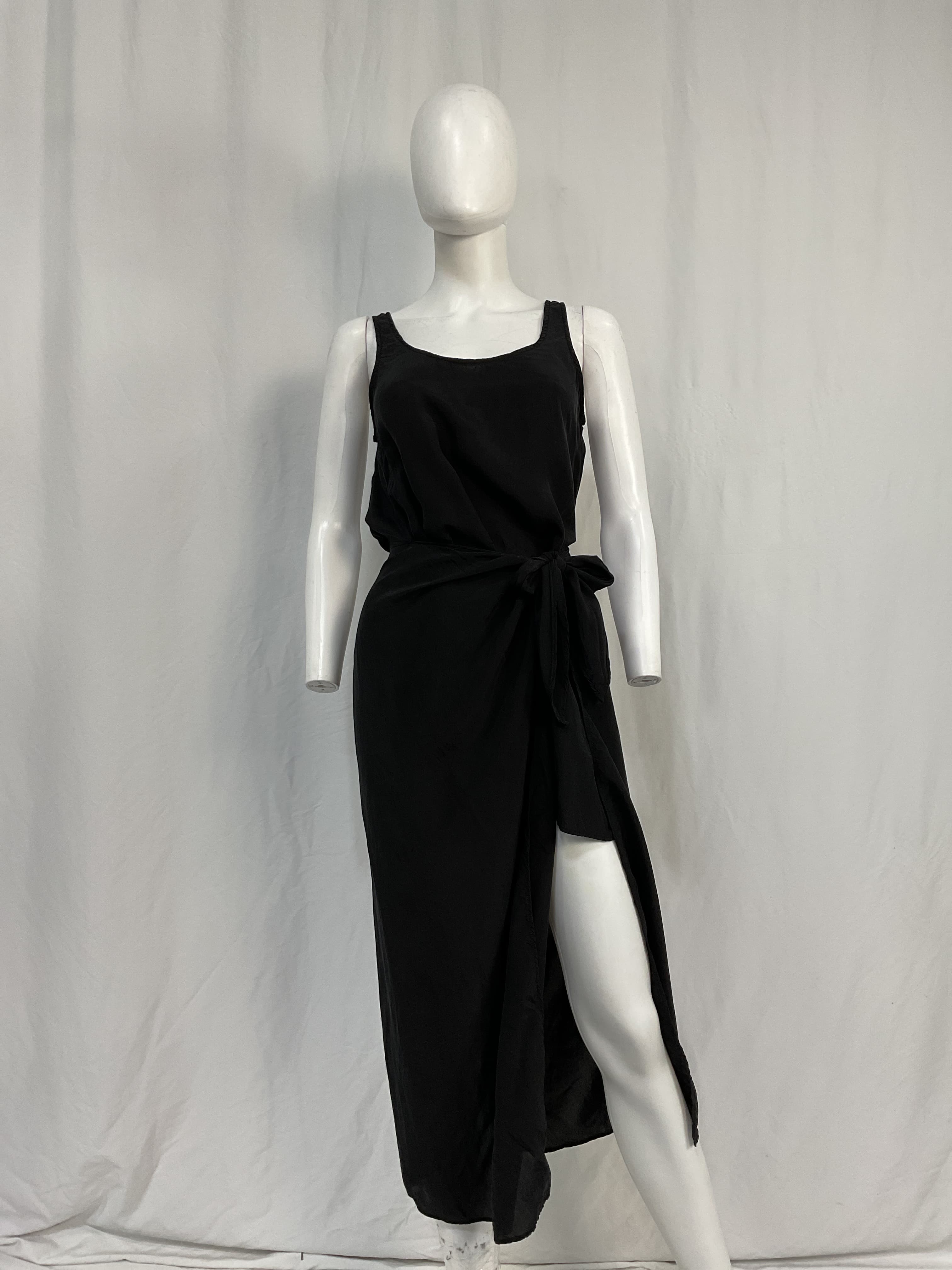 The D K Wrap Midi Dress In Black - Image 2