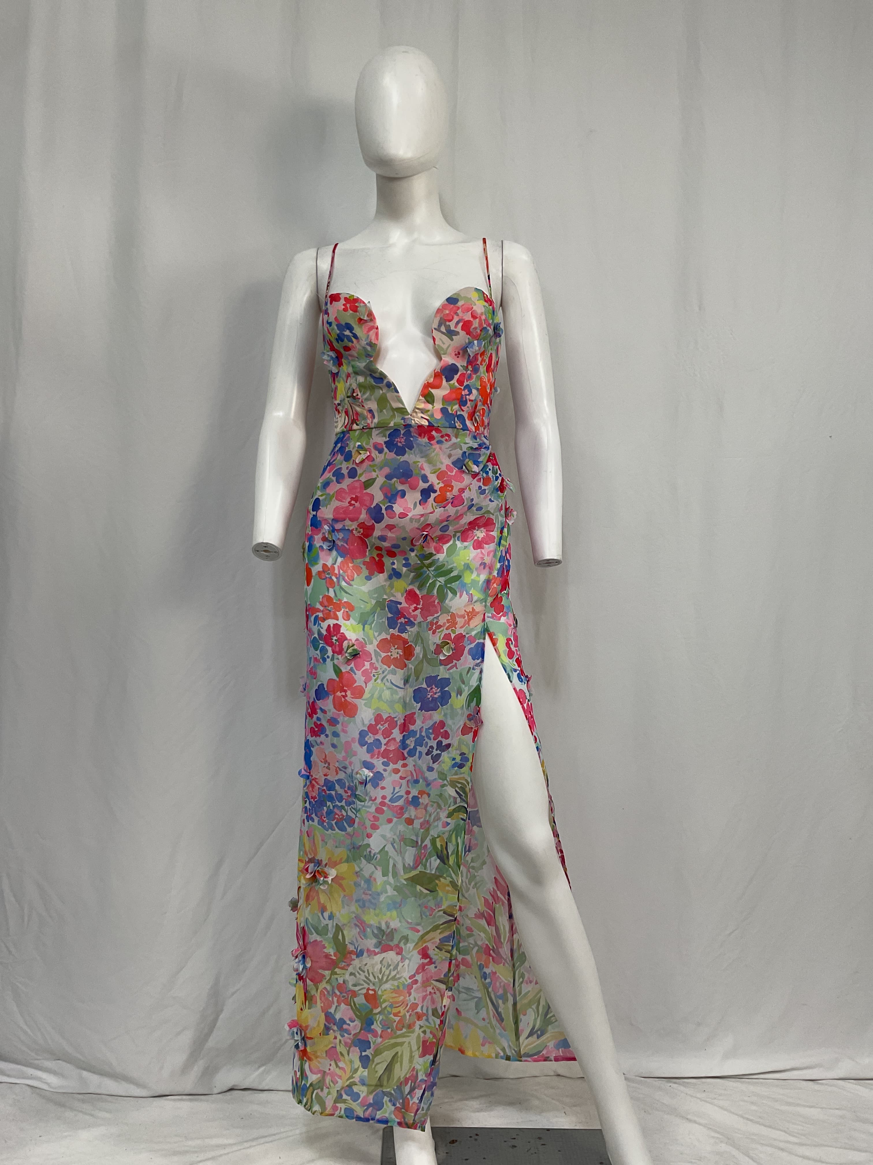 Idres Maxi Dress In Floral Multi - Image 2