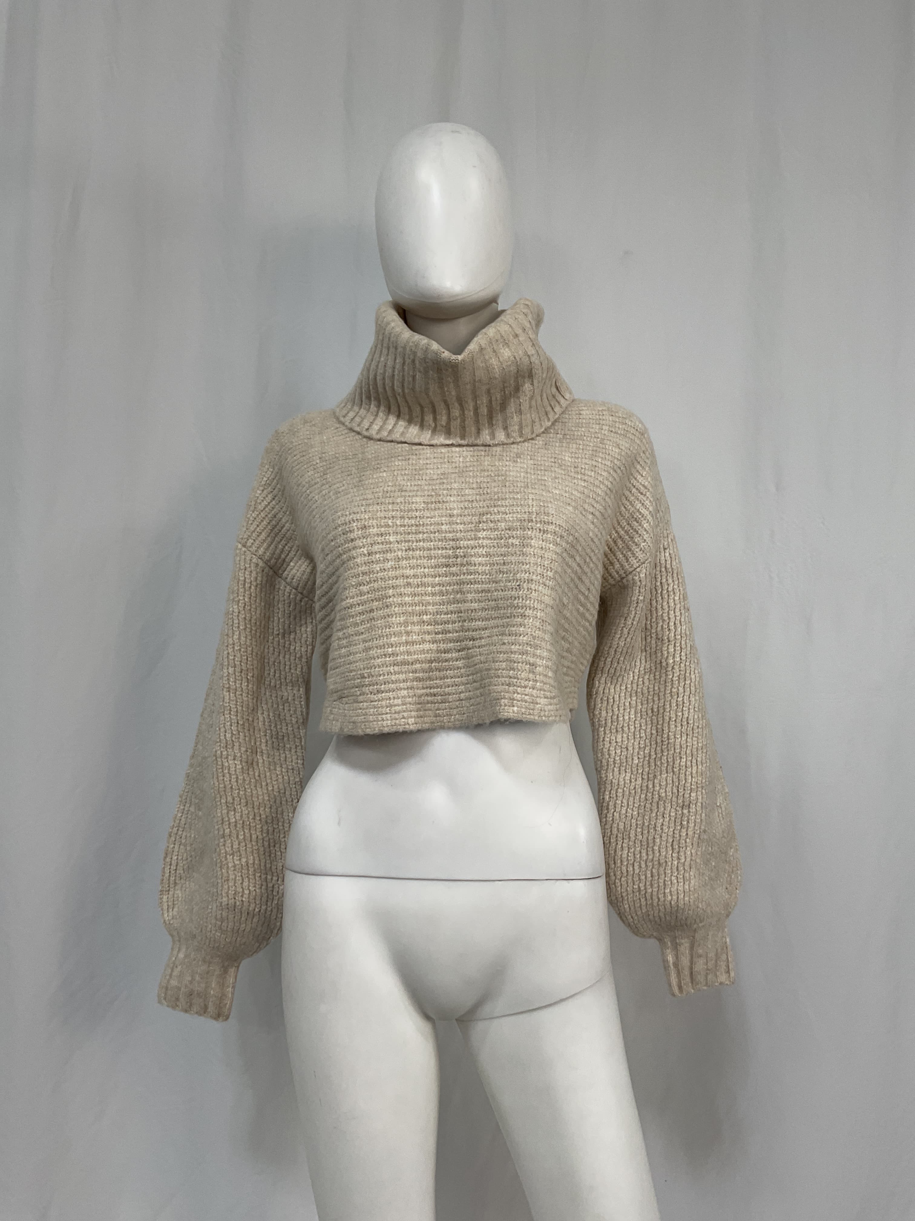 Michael Costello X Revolve Safia Peek A Boo Crop In Neutral Cream - Image 2