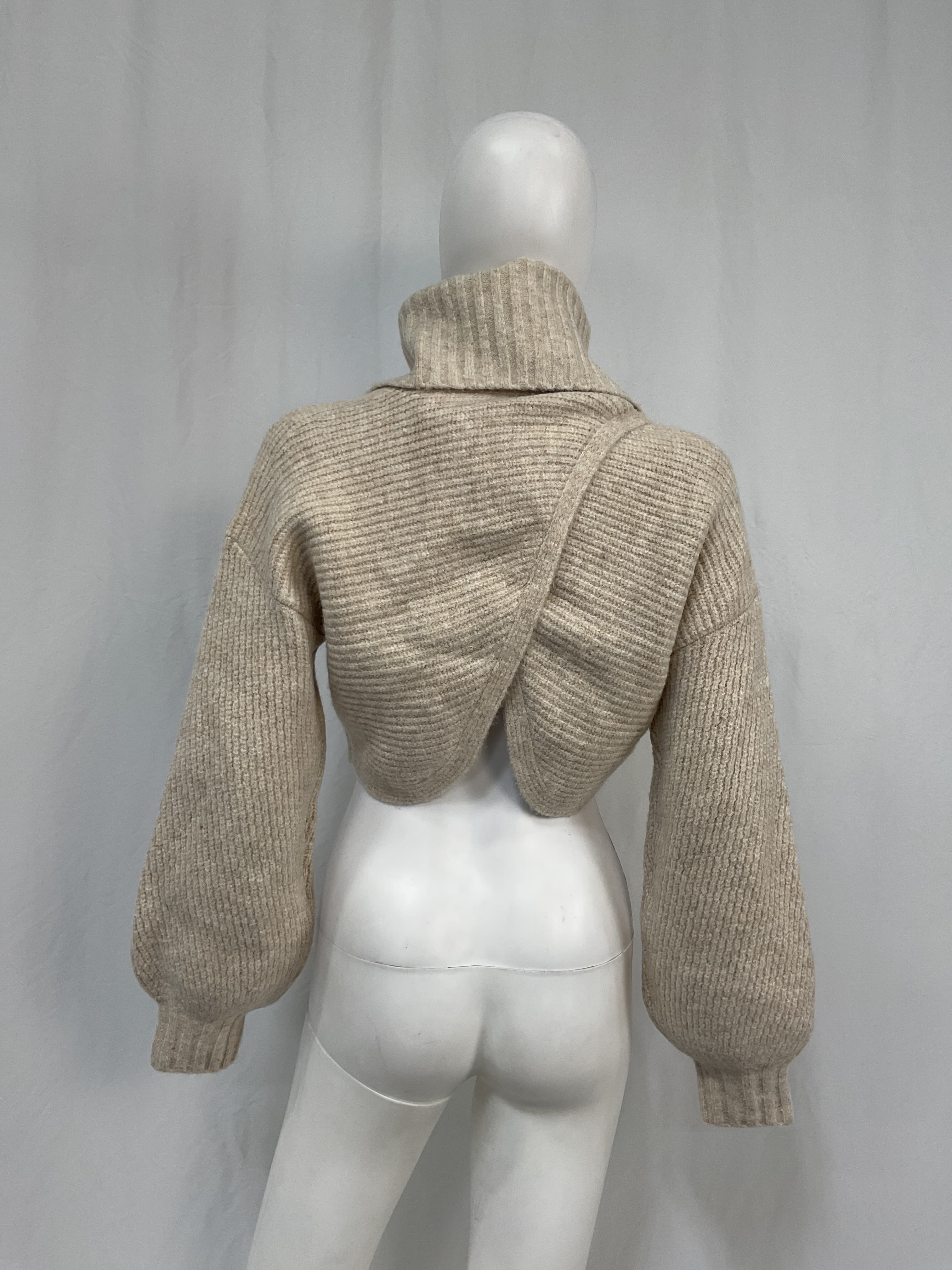 Michael Costello X Revolve Safia Peek A Boo Crop In Neutral Cream - Image 3
