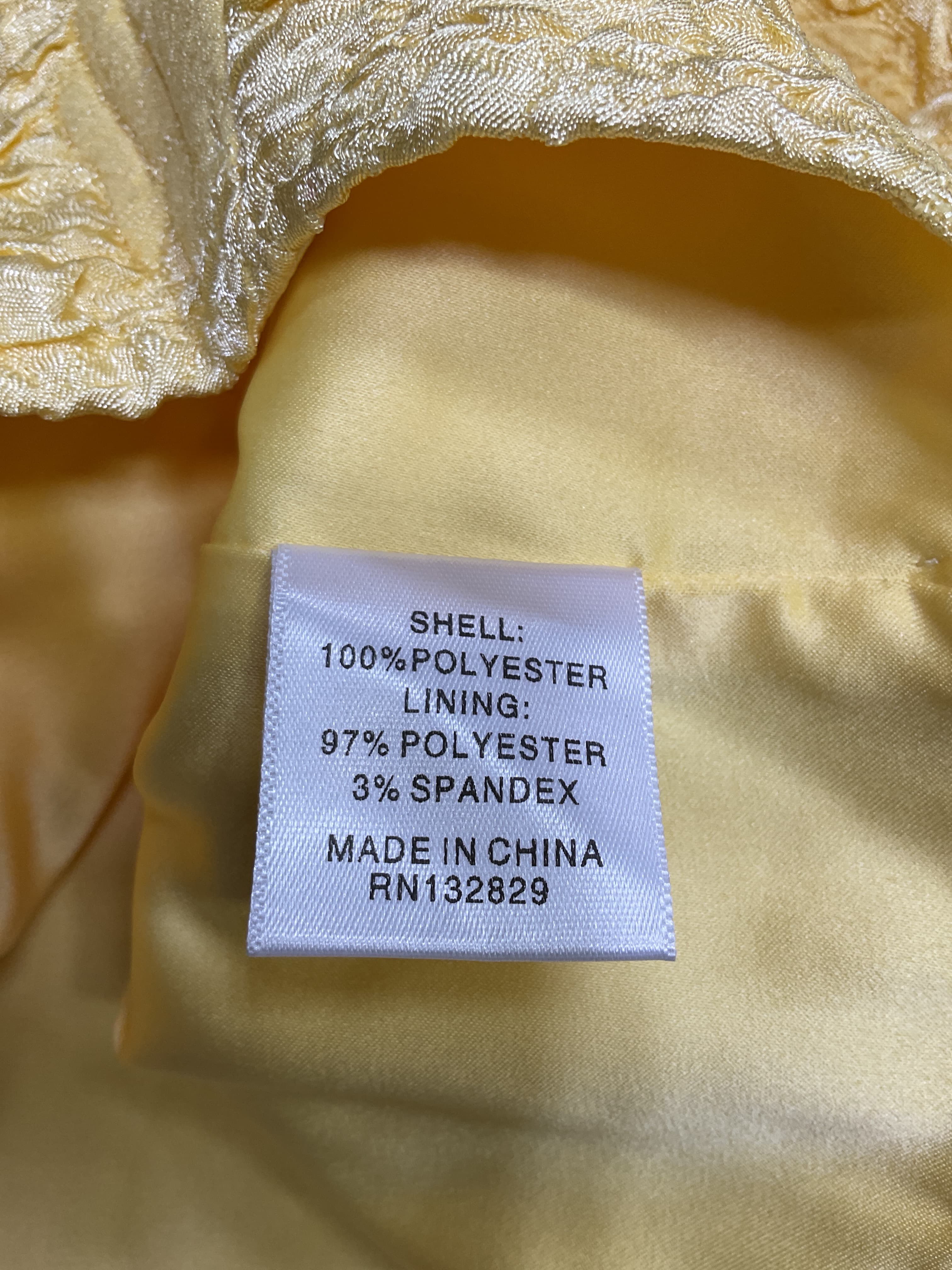 Kahlo Crop Top In Buttercream Yellow - Image 2