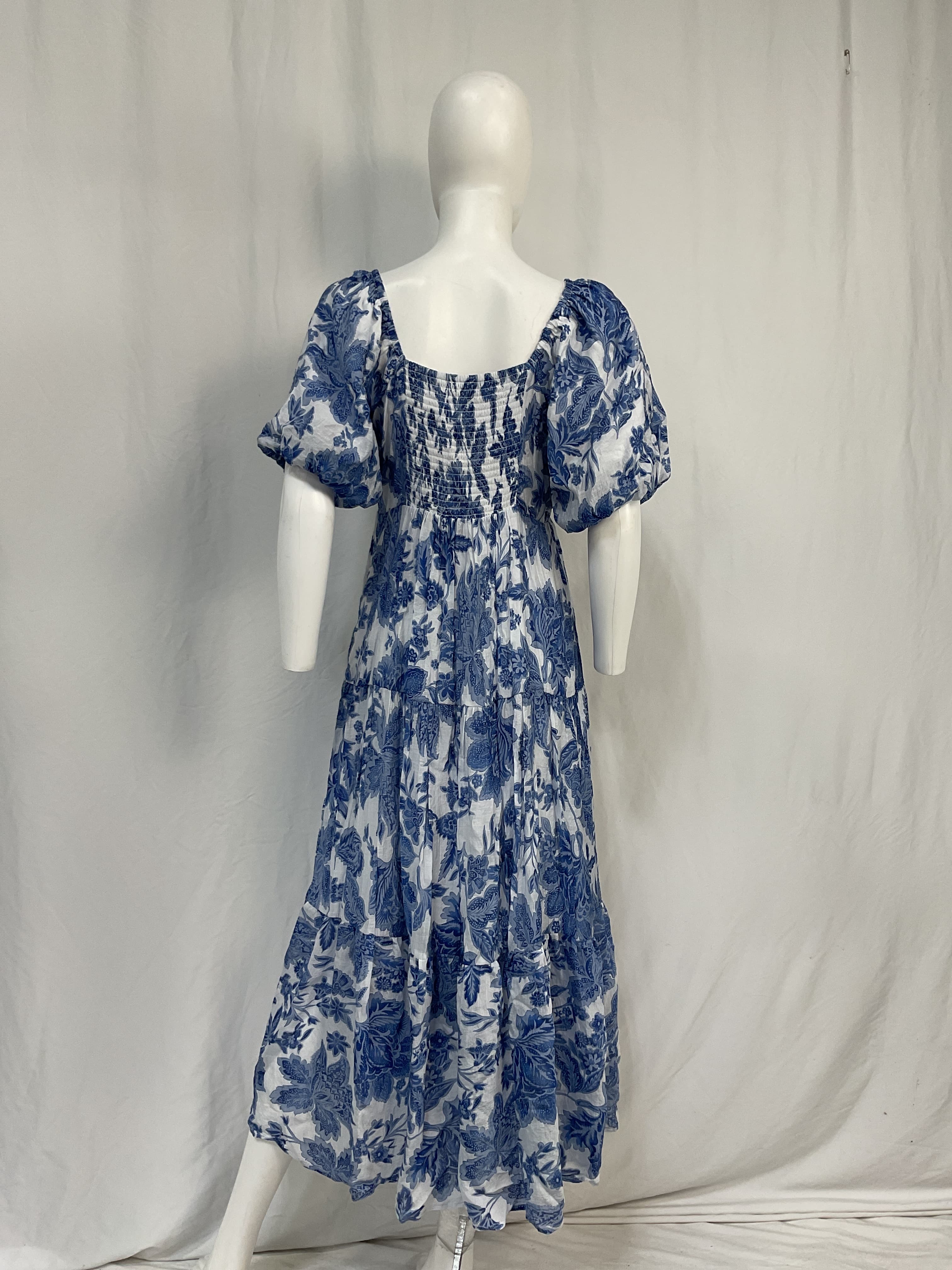 Perla Midi Dress In Blue Floral - Image 3
