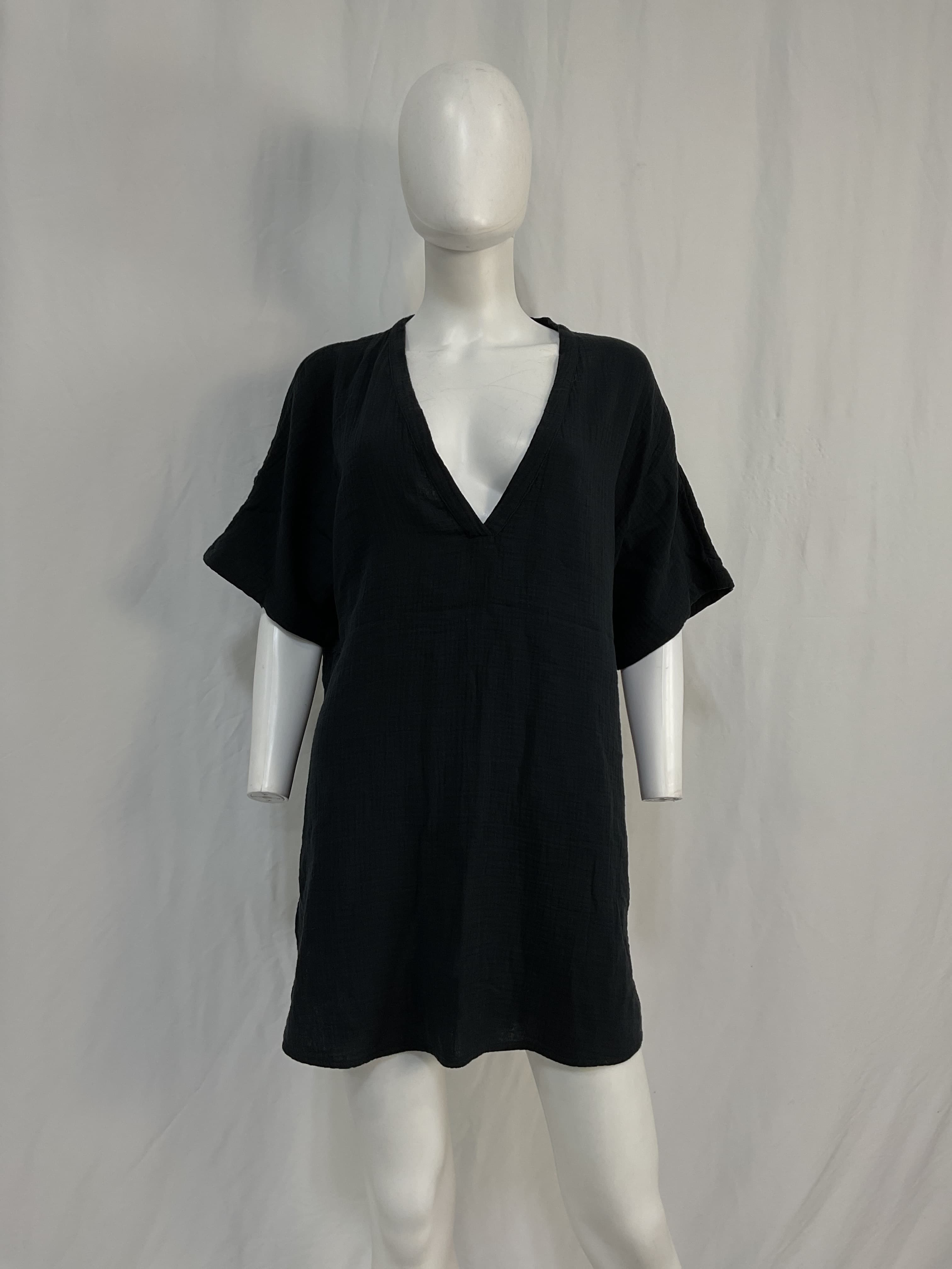 Bayside Tunic In Black - Image 3