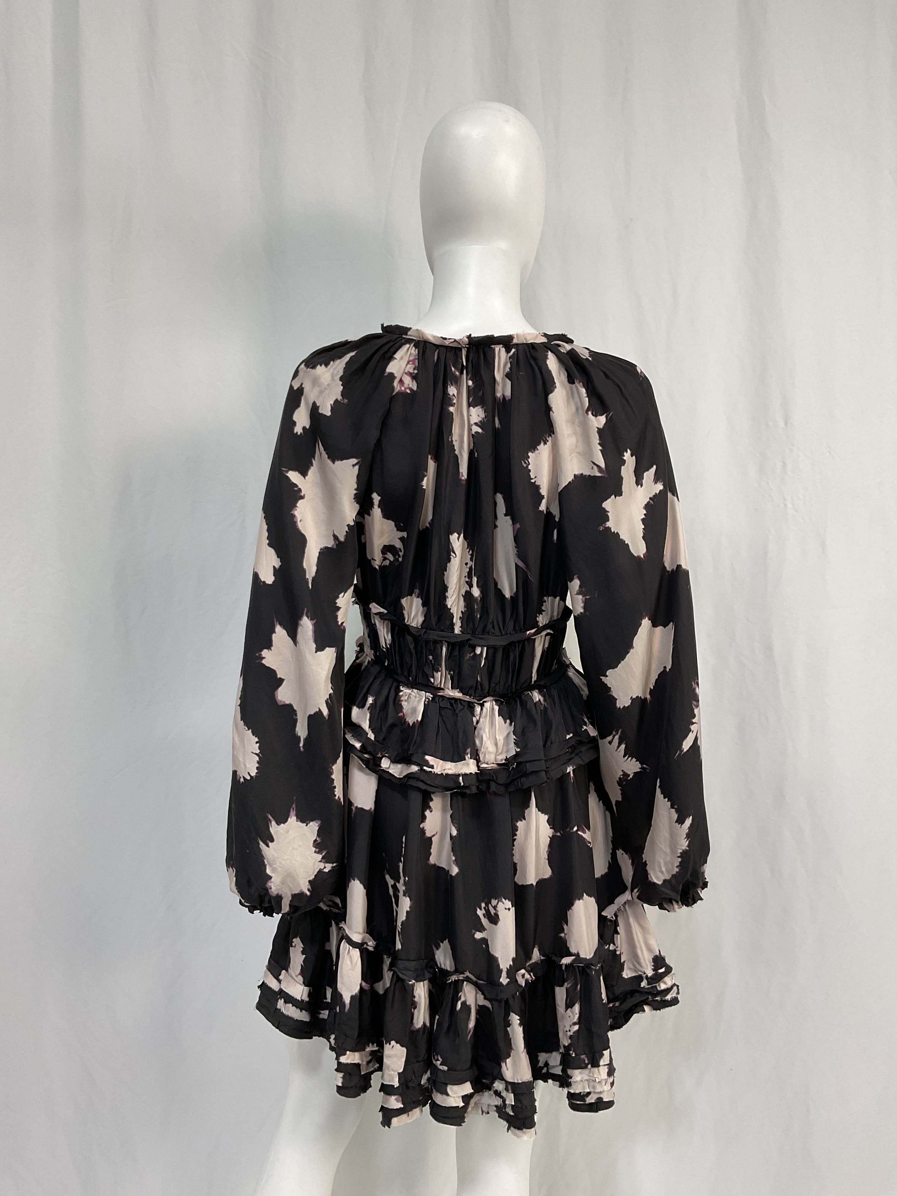 Emery Dress In Noir Blur - Image 2