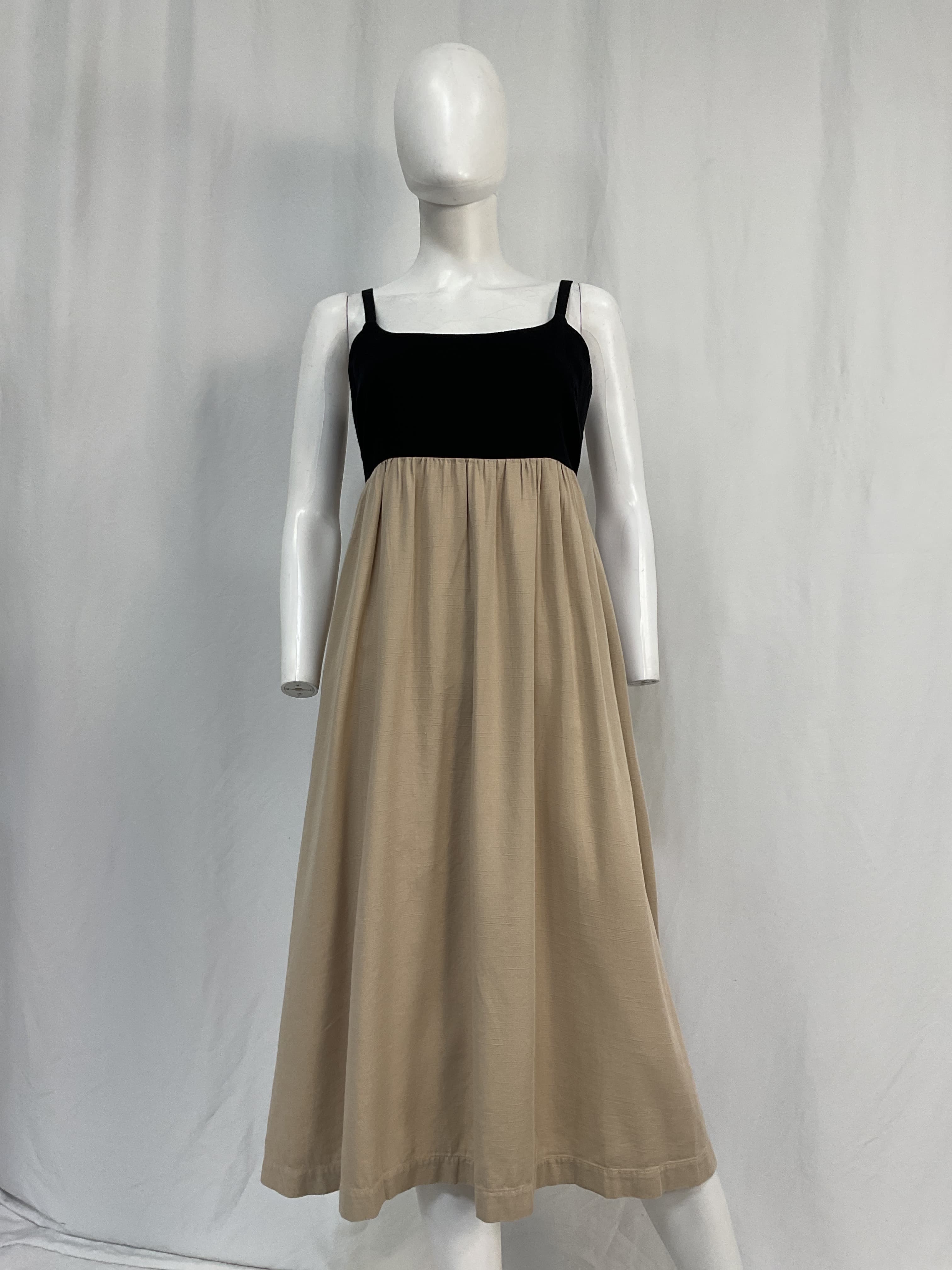 The Mona Dress In Sand & Black - Image 3