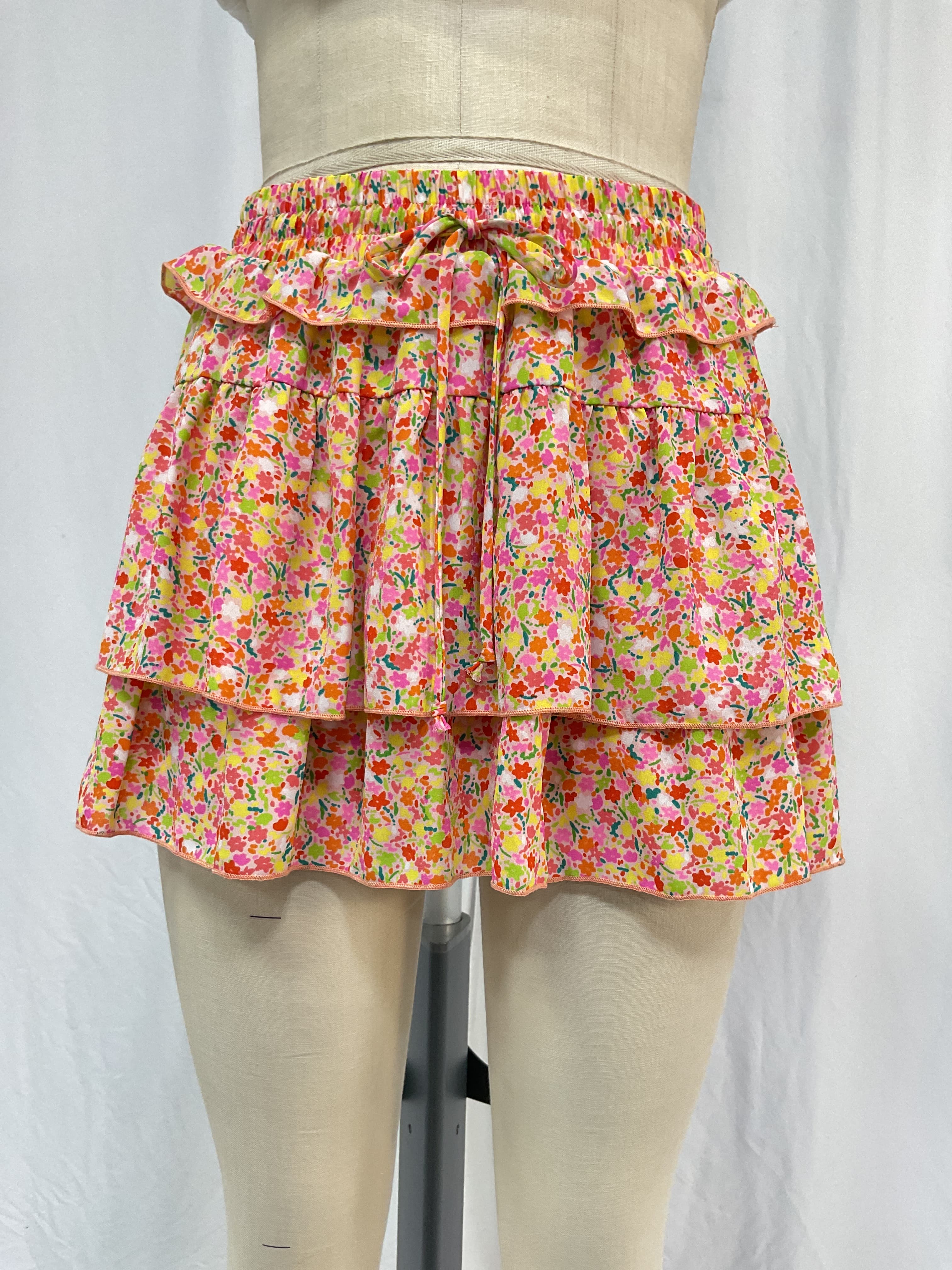 Nat Skort In Beachy Blossom - Image 3
