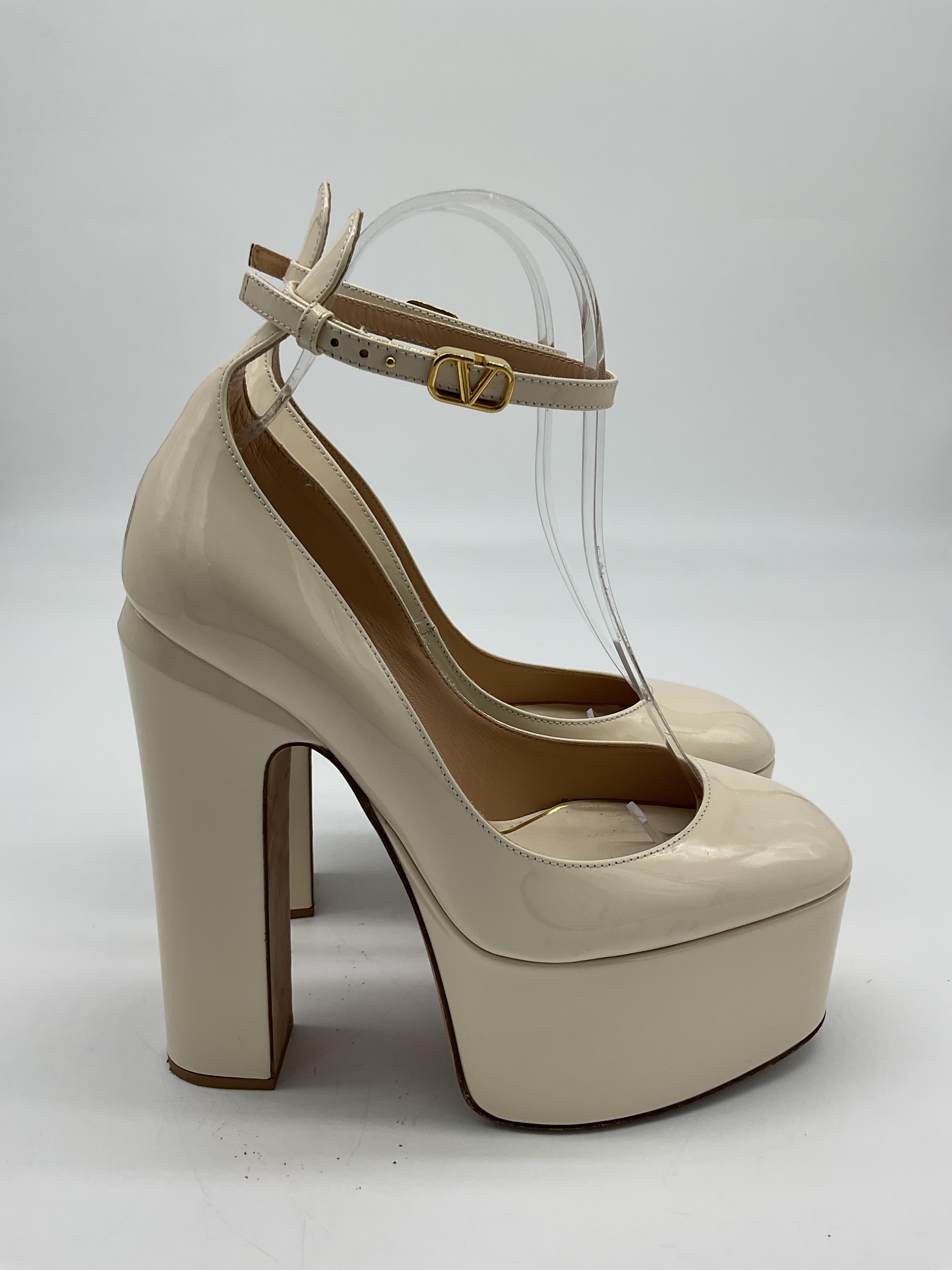 Garavani Tan-Go Patent Leather Platform Pumps - Image 2