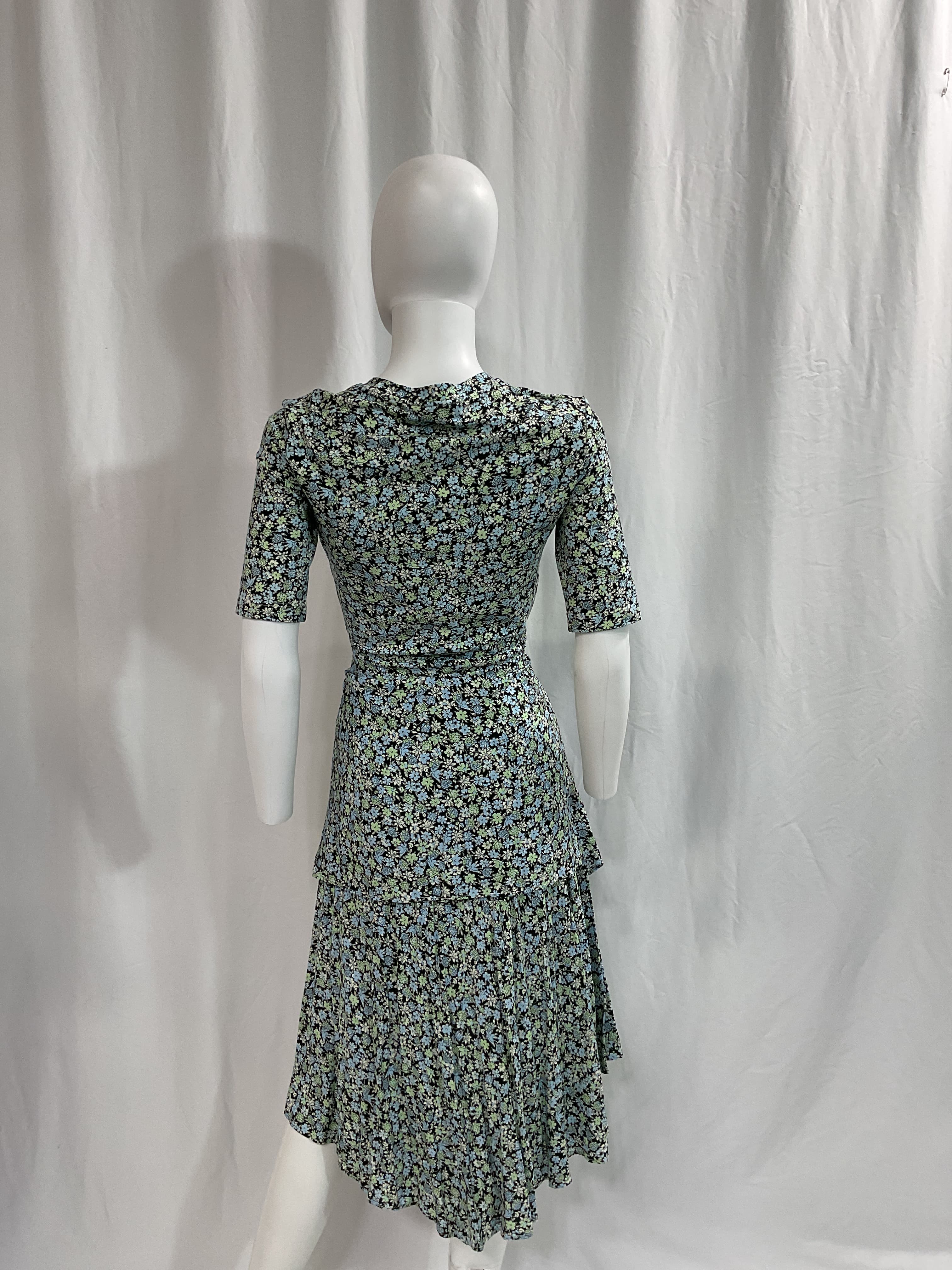 Floral Print Tie Waist Dress - Image 3