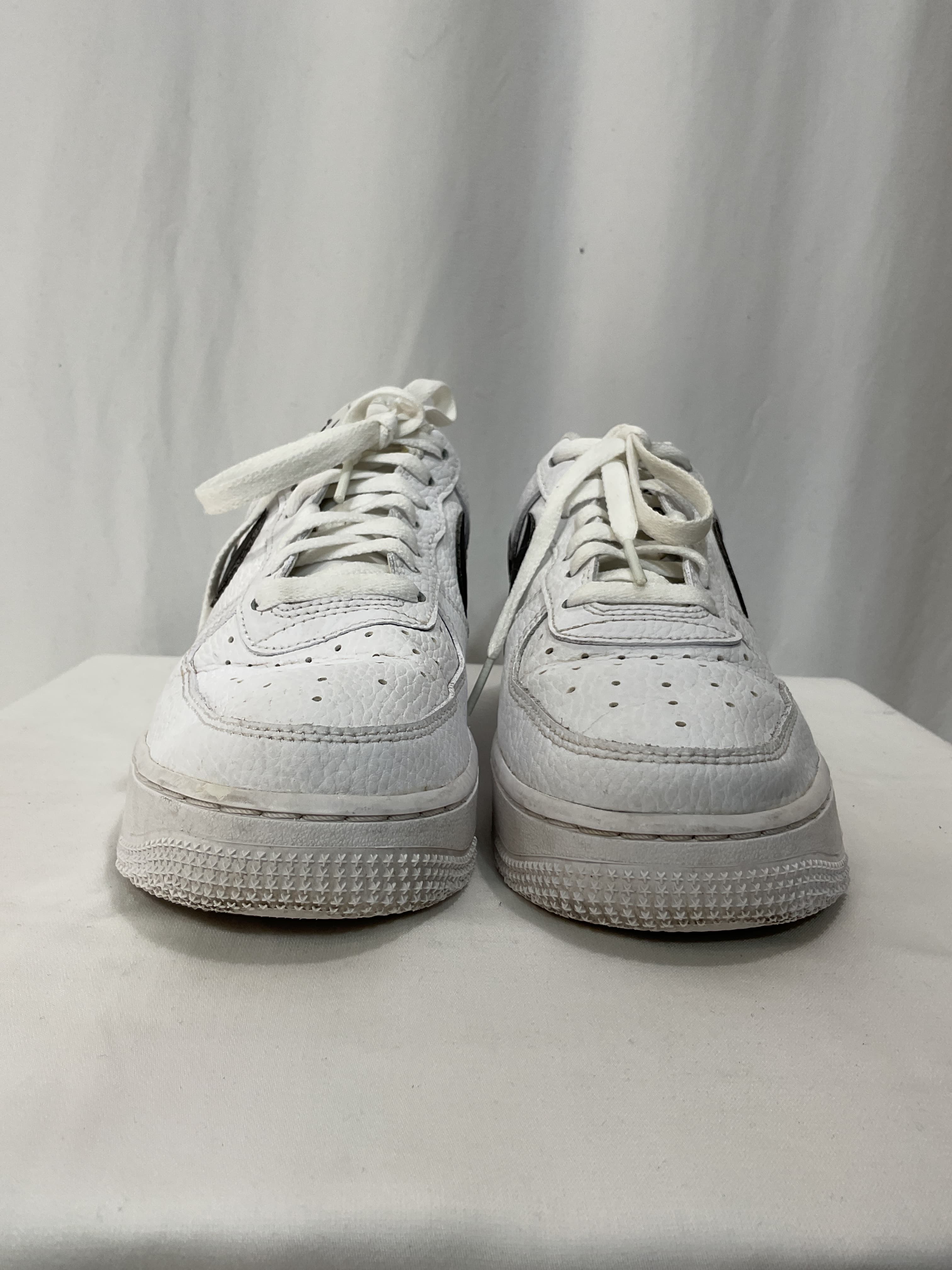 Air Force 1 '07 Sneakers - Image 4
