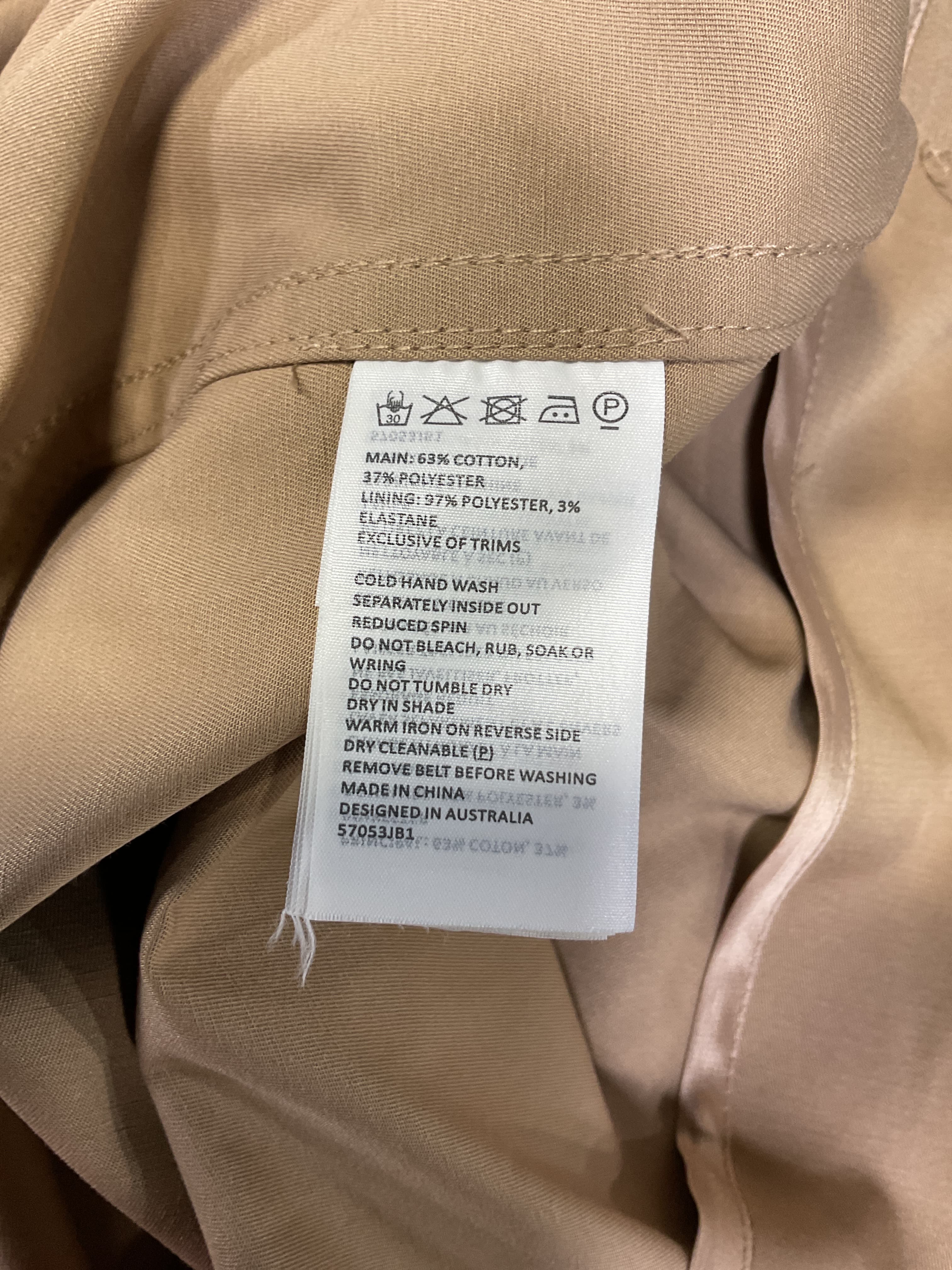 The Classic Trench In Tan - Image 3