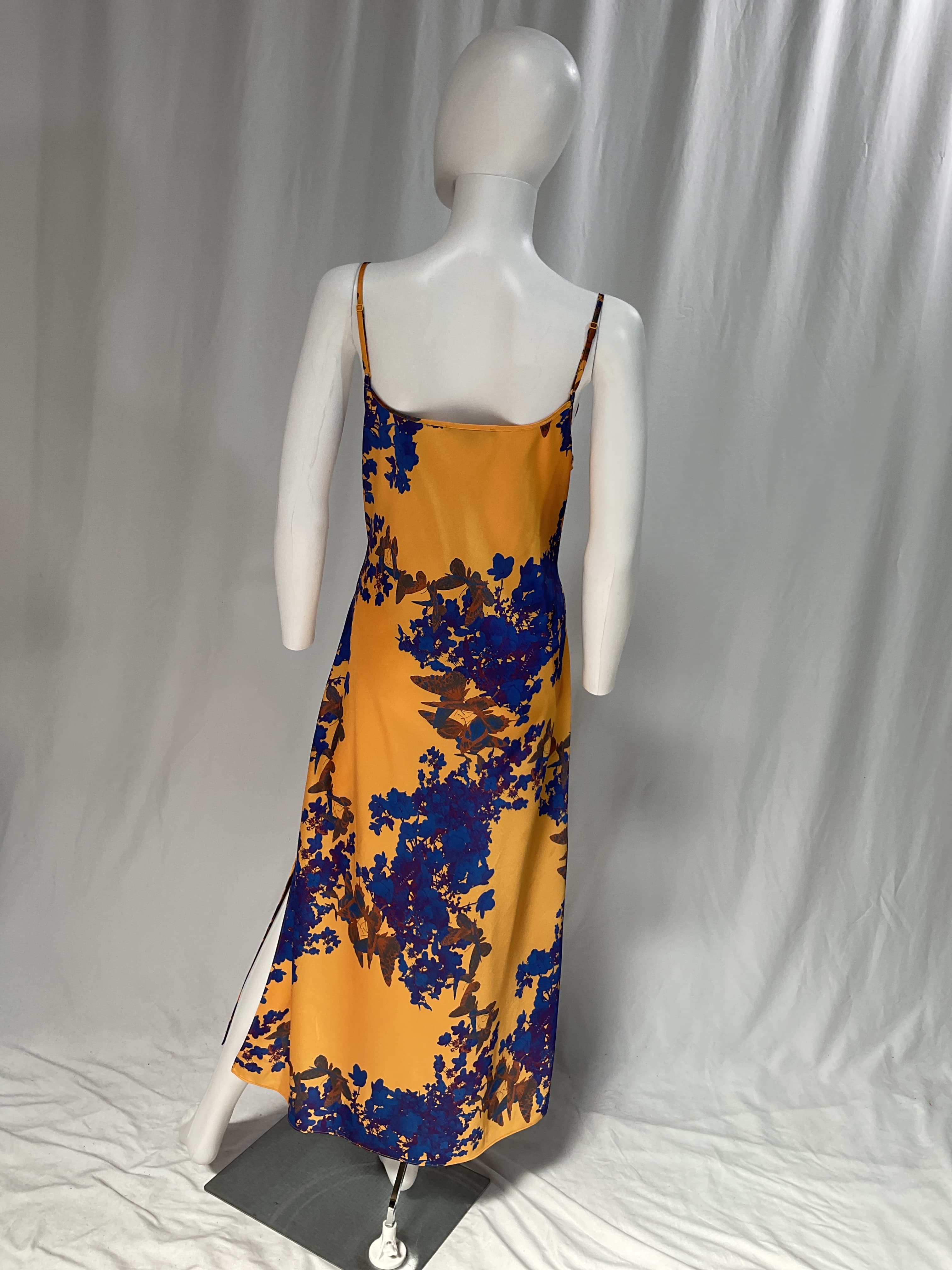 Hadley Venetia Dress In Orange - Image 2