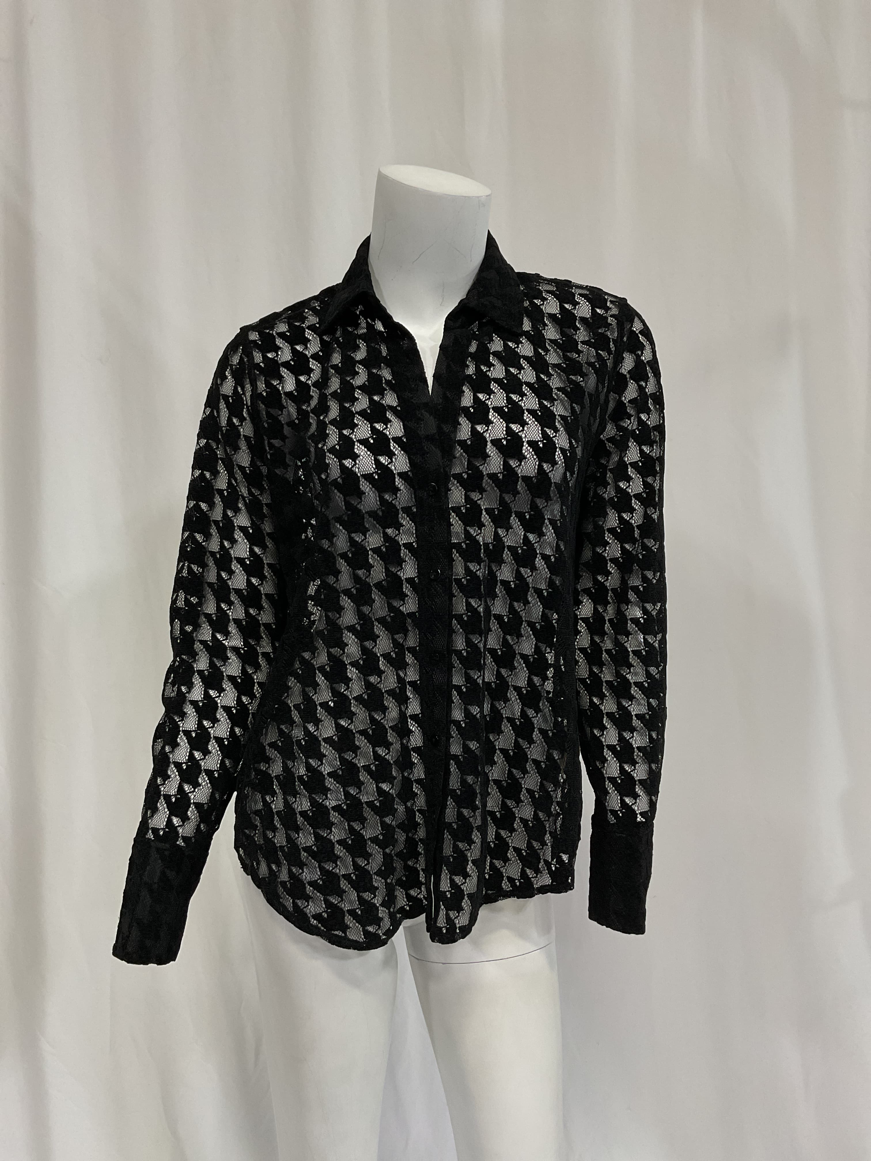 Hailey Tall Cuff Shirt In Black Houndstooth - Image 2
