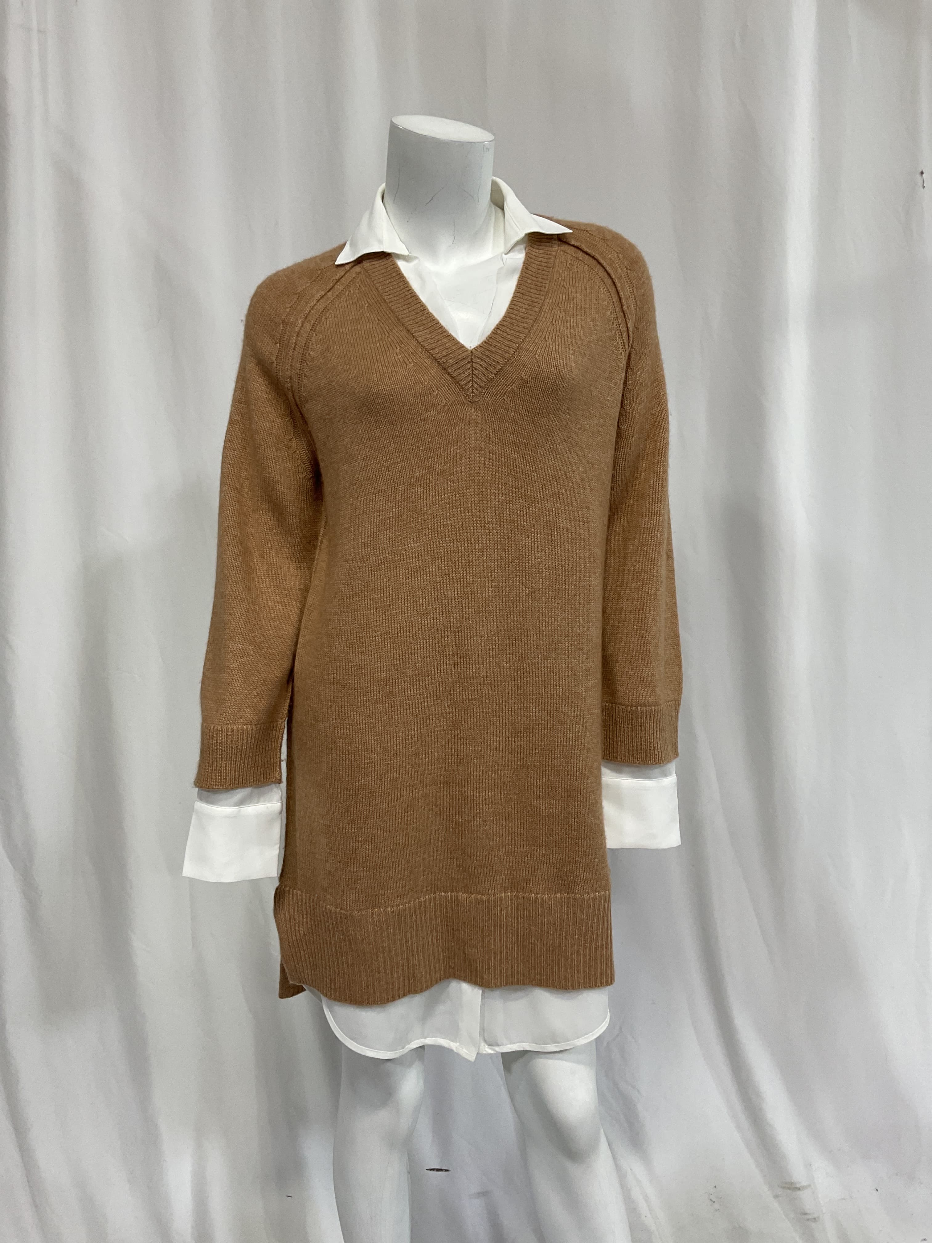 Looker Vee Dress In Camel Melange & White Brown - Image 3
