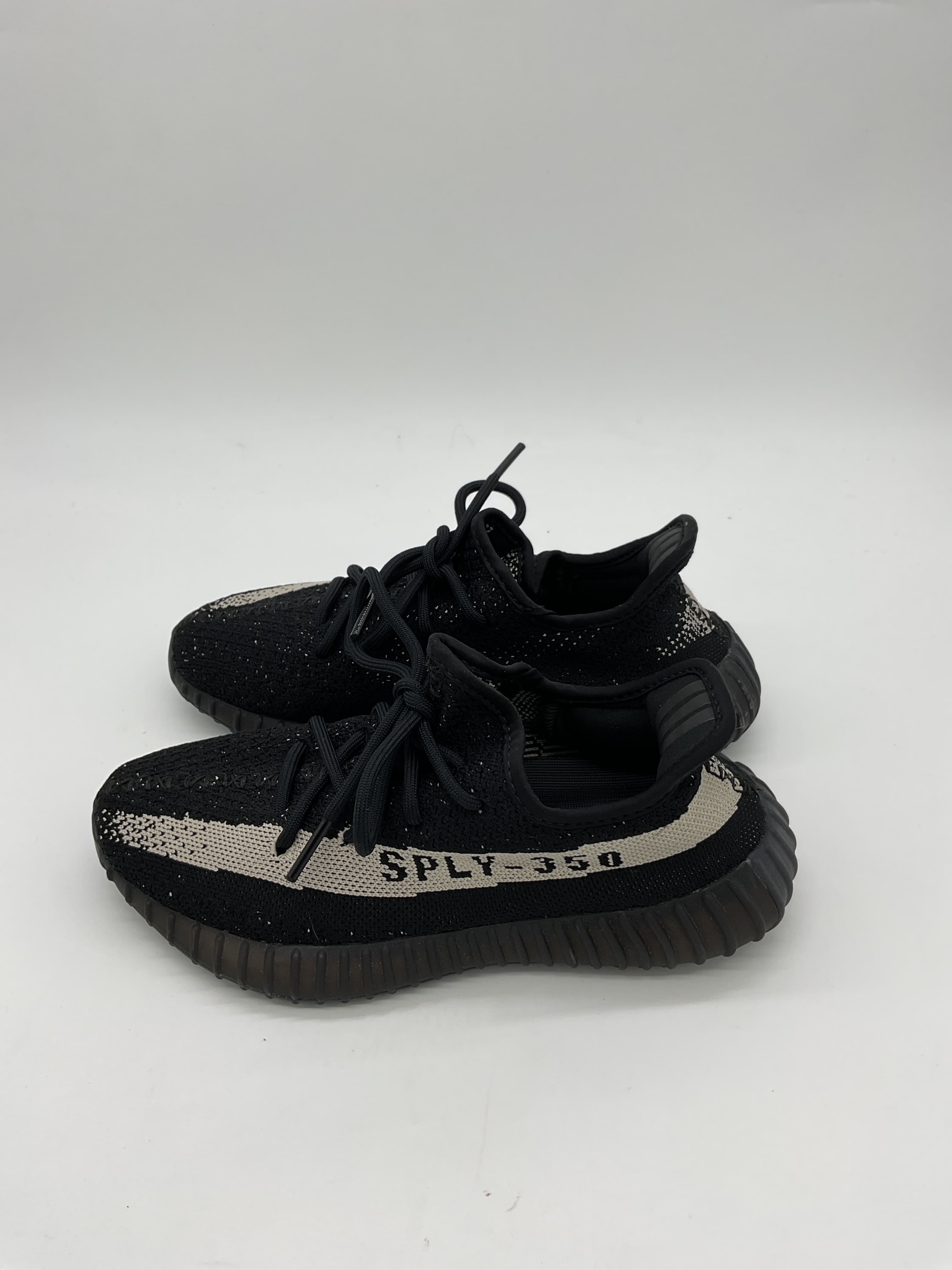 Yeezy Boost 350 V2 - Image 3