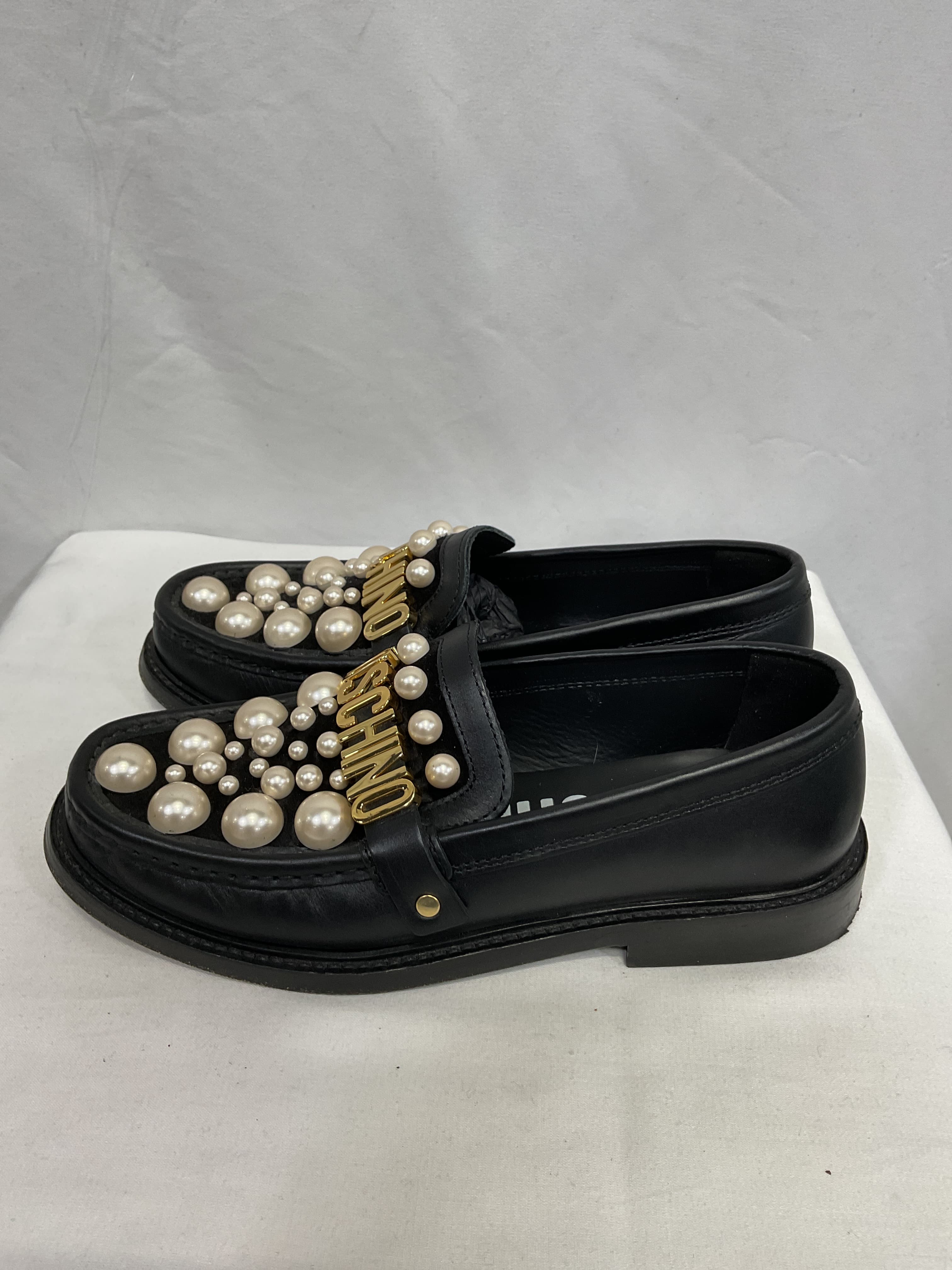 Couture! Faux Pearl Moc-Toe Leather Loafers - Image 2