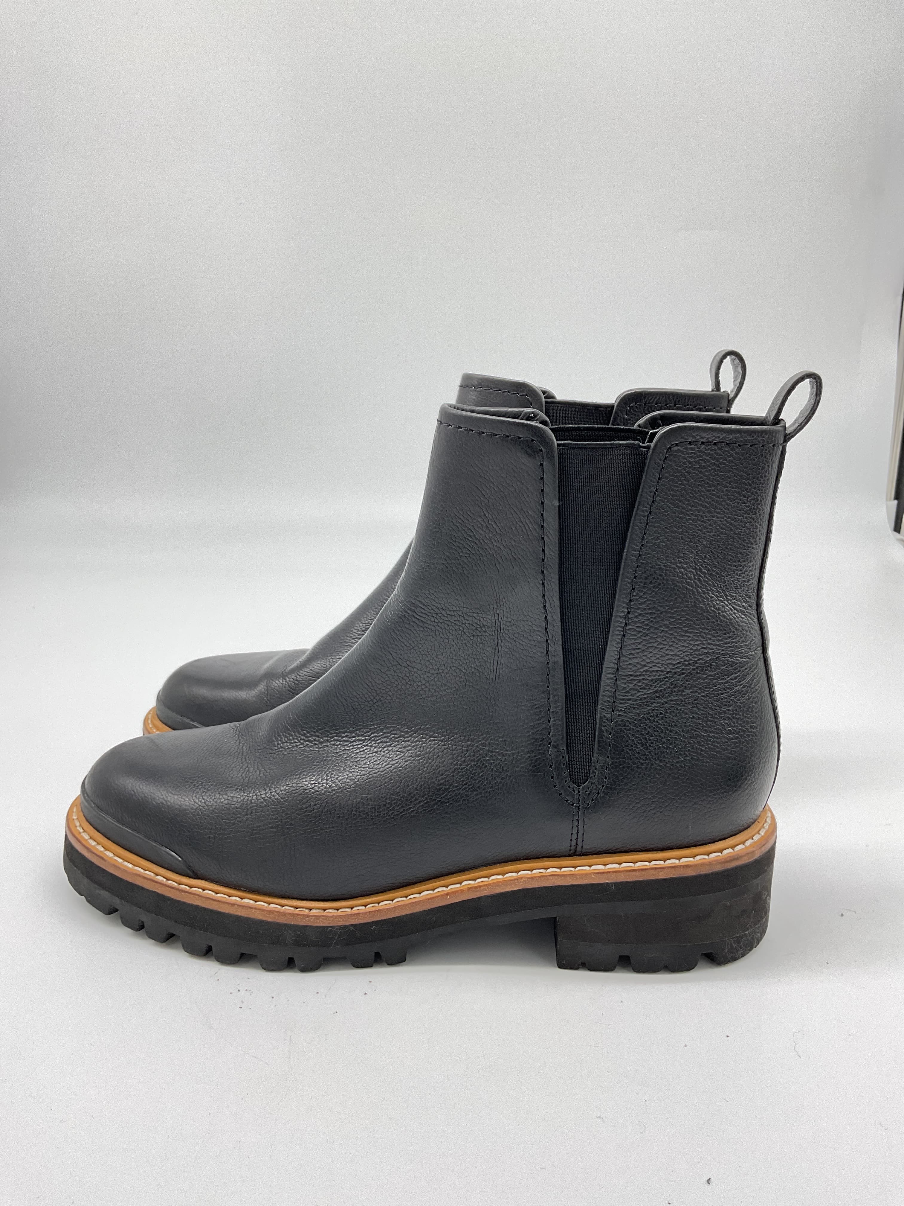 Women's Ilora Chelsea Boots - Image 4
