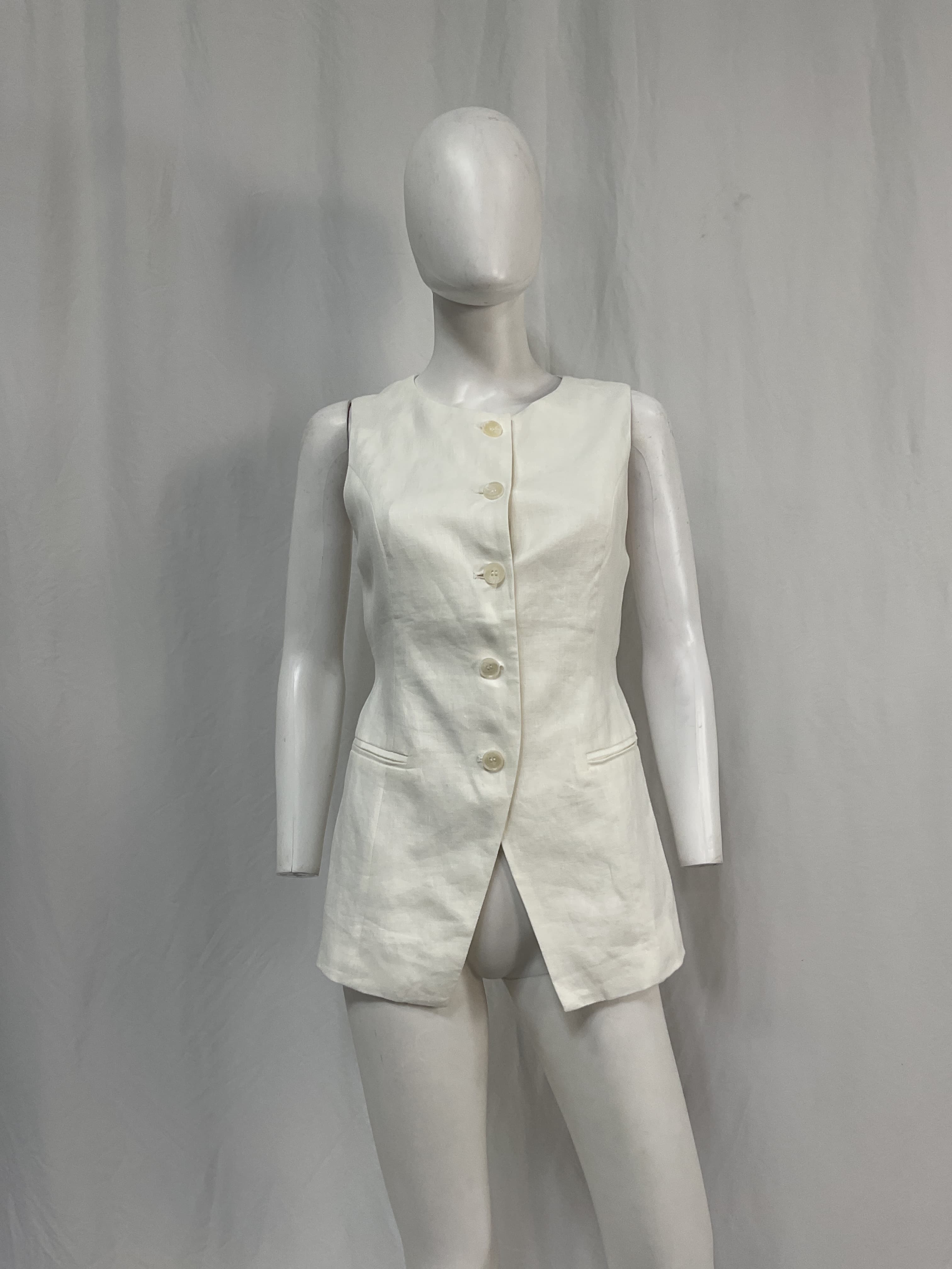 Alessia White Linen Vest - Image 4