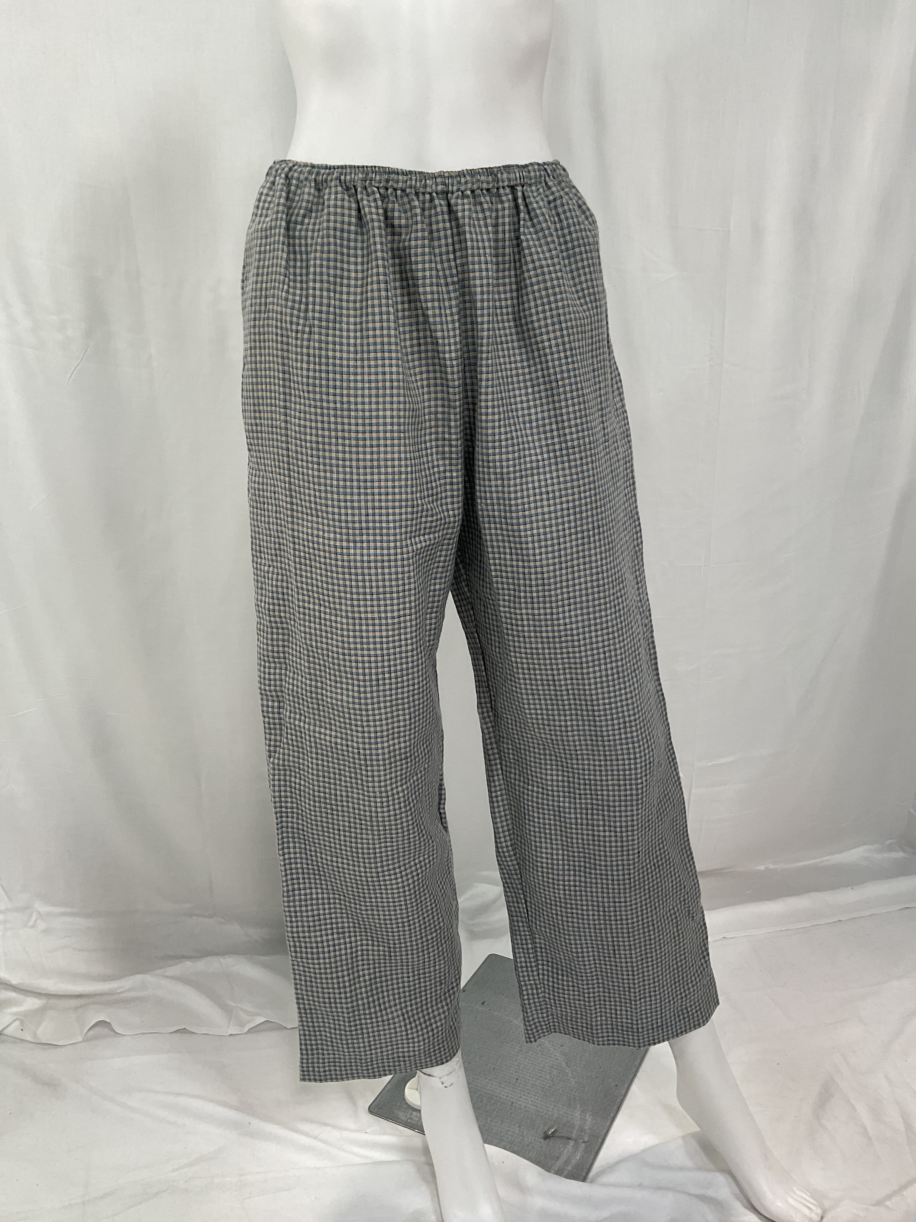 The Ease Trouser - Image 2