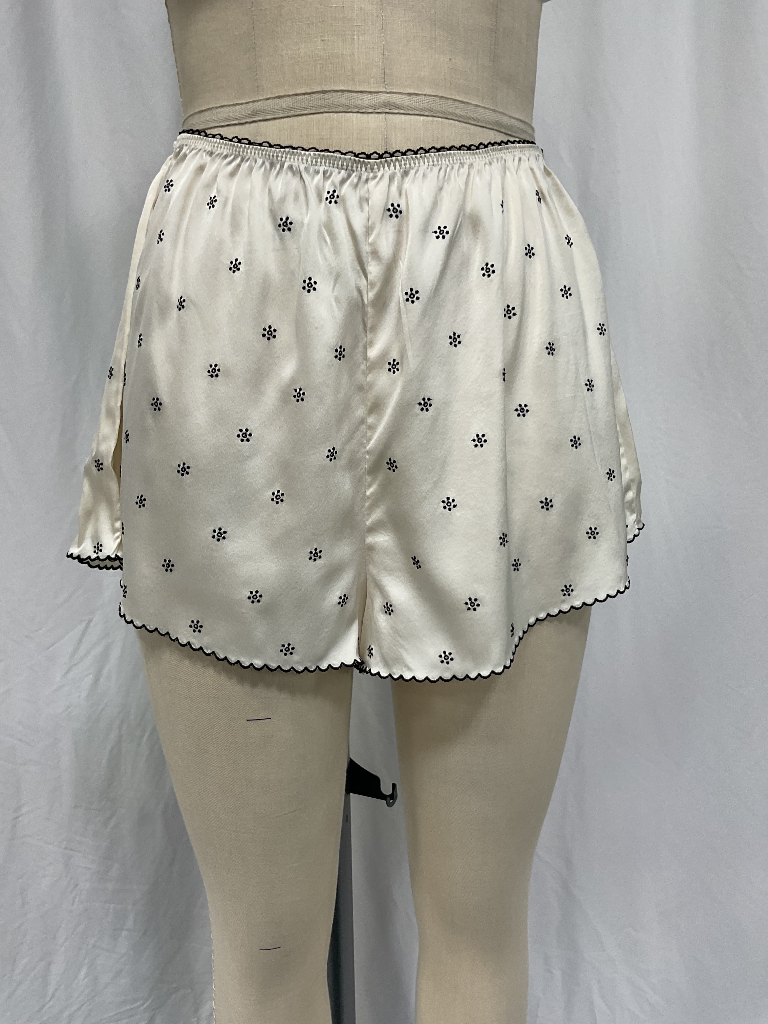 Marilyn Short - Image 2