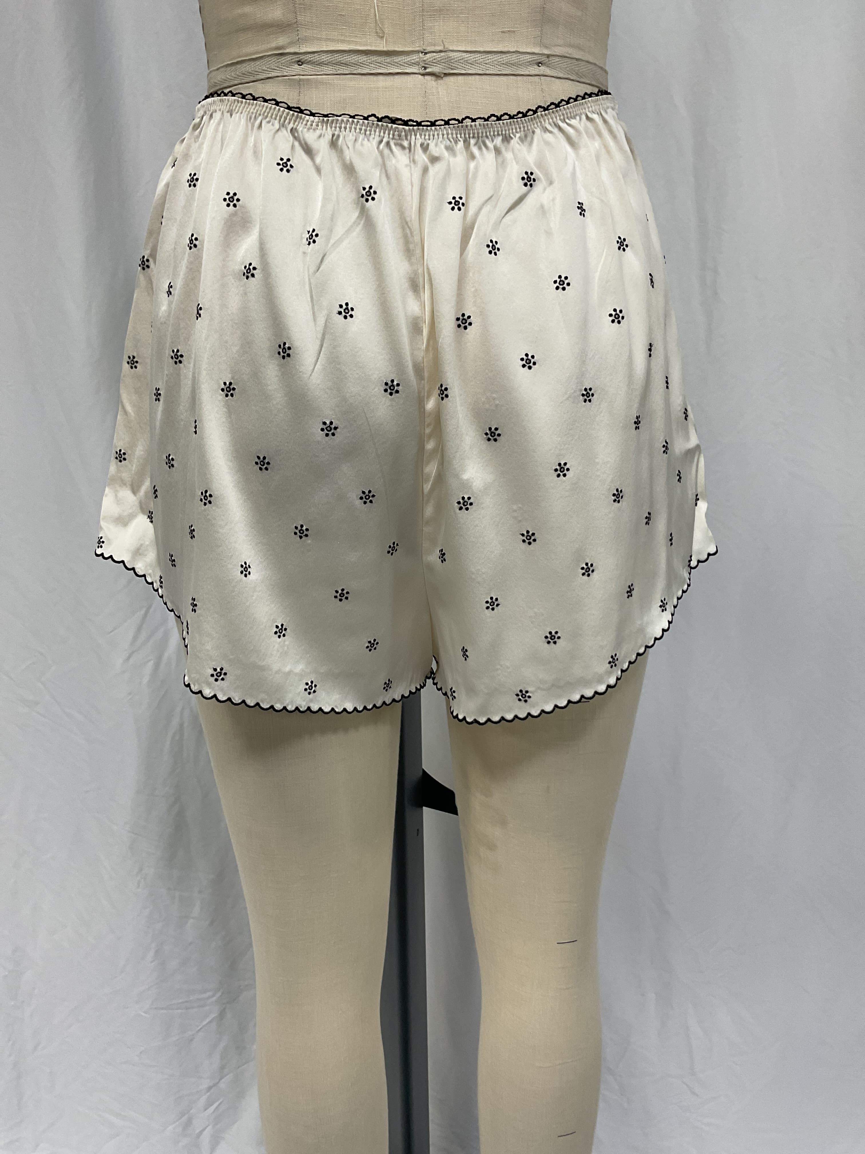 Marilyn Short - Image 3