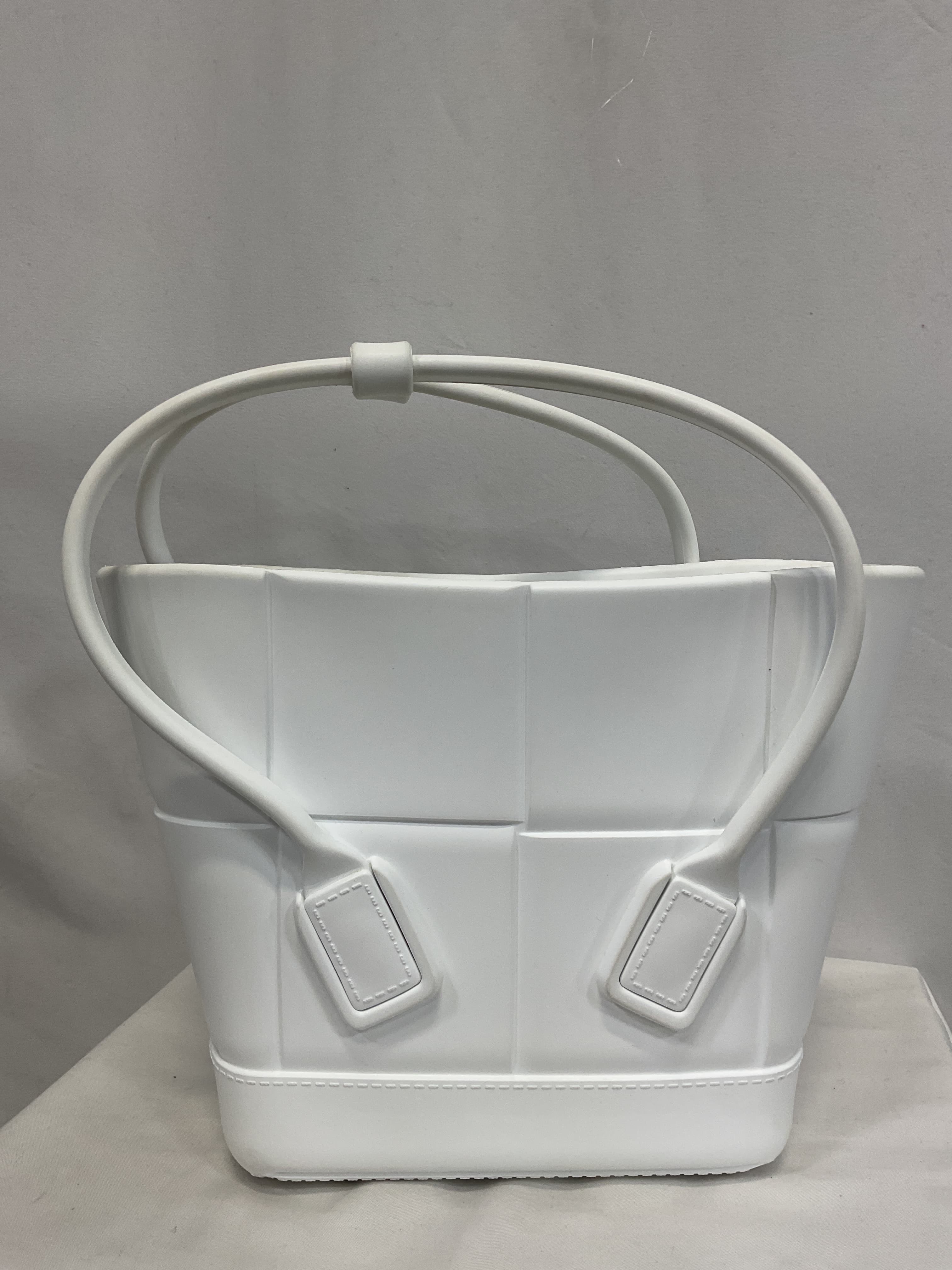 Mini Arco Shopping Tote Bag In Chalk & Silver - Image 2