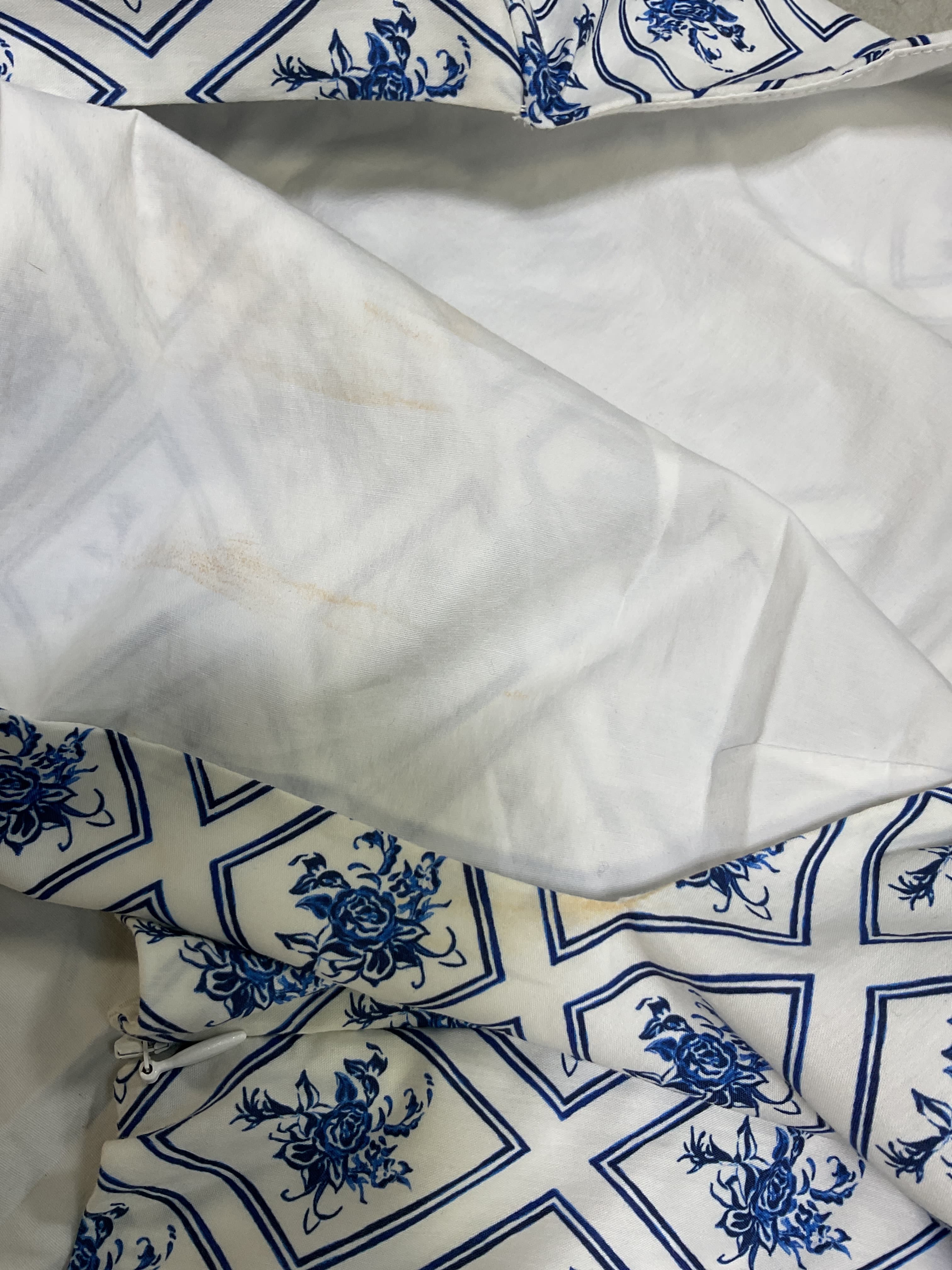 Tessa Top In Blue Diamond Toile - Image 2