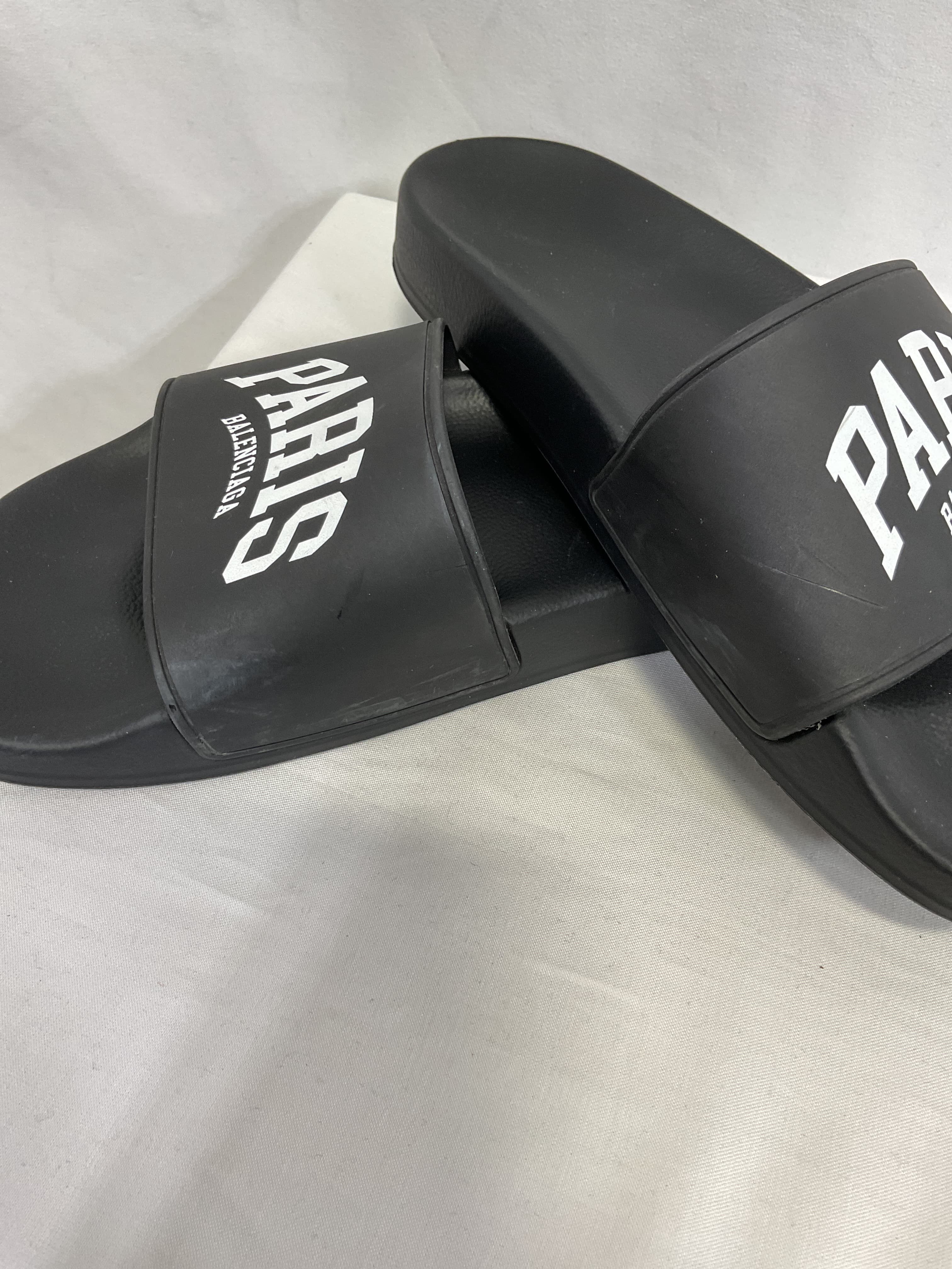 Paris Pool Slides - Image 4