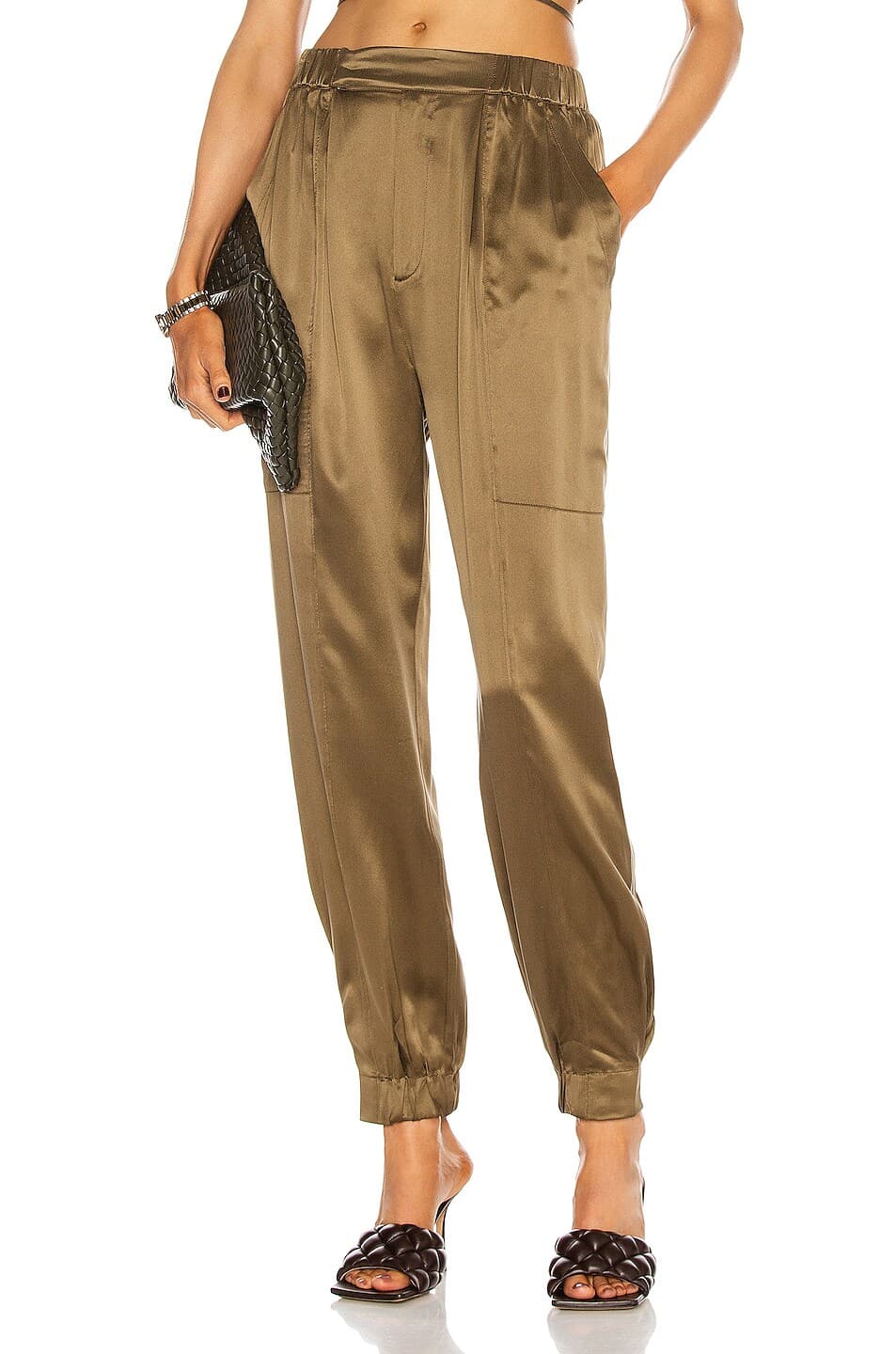 Neha Pant - Image 1