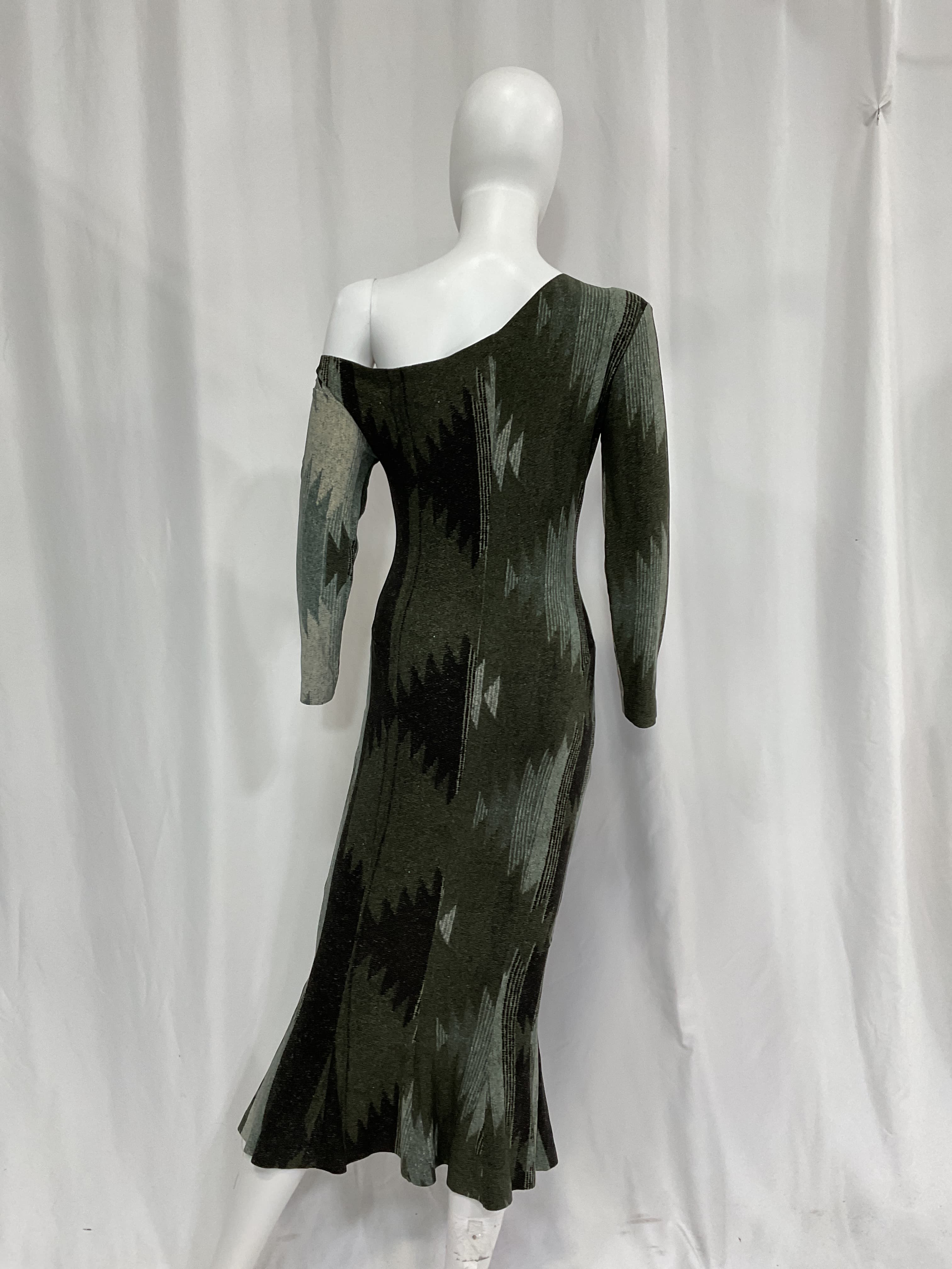 Long Sleeve Drop Shoulder Fishtail Dress - Image 2