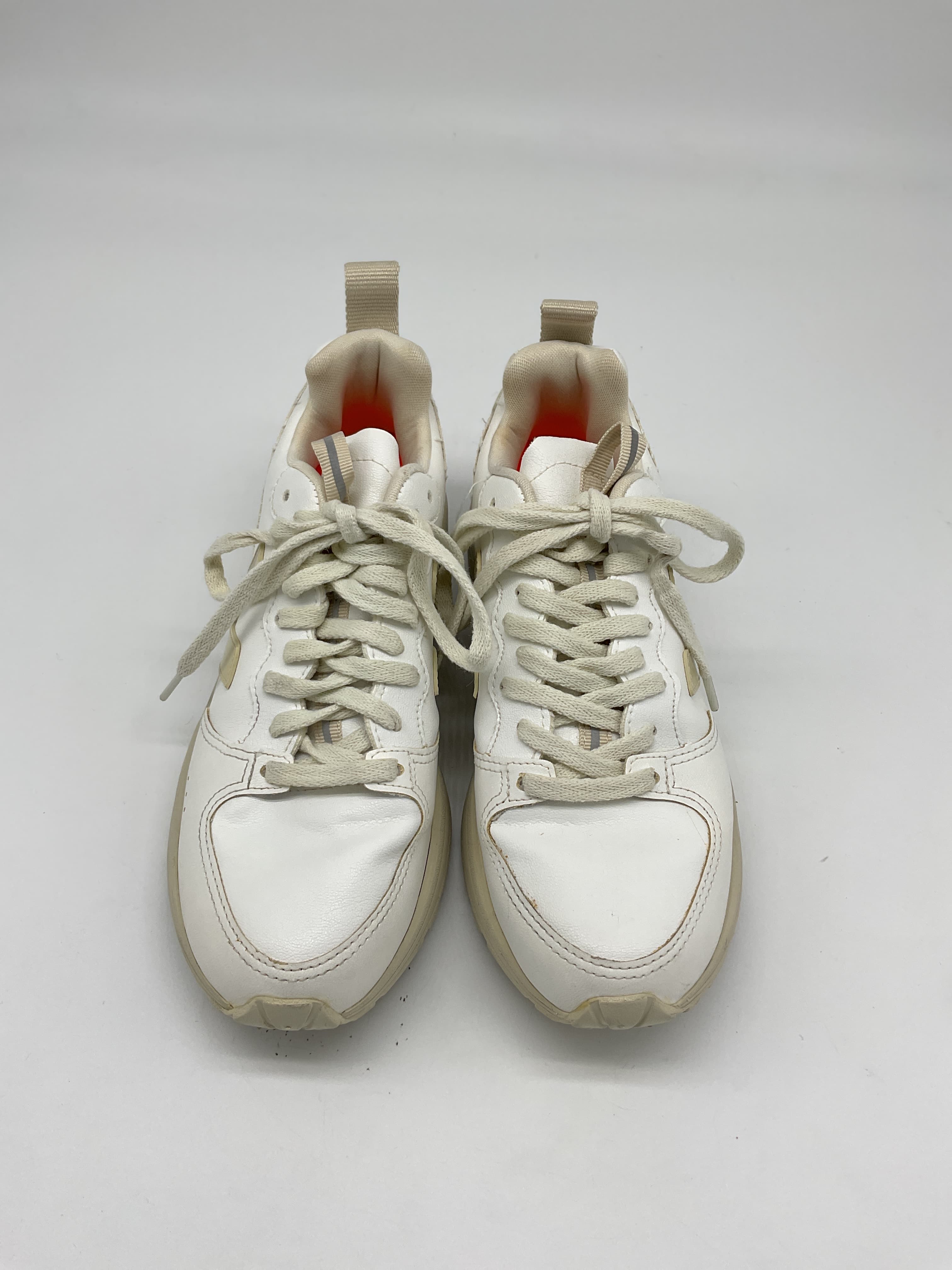 Bastille Venturi Sneaker In White & Pierre - Image 2