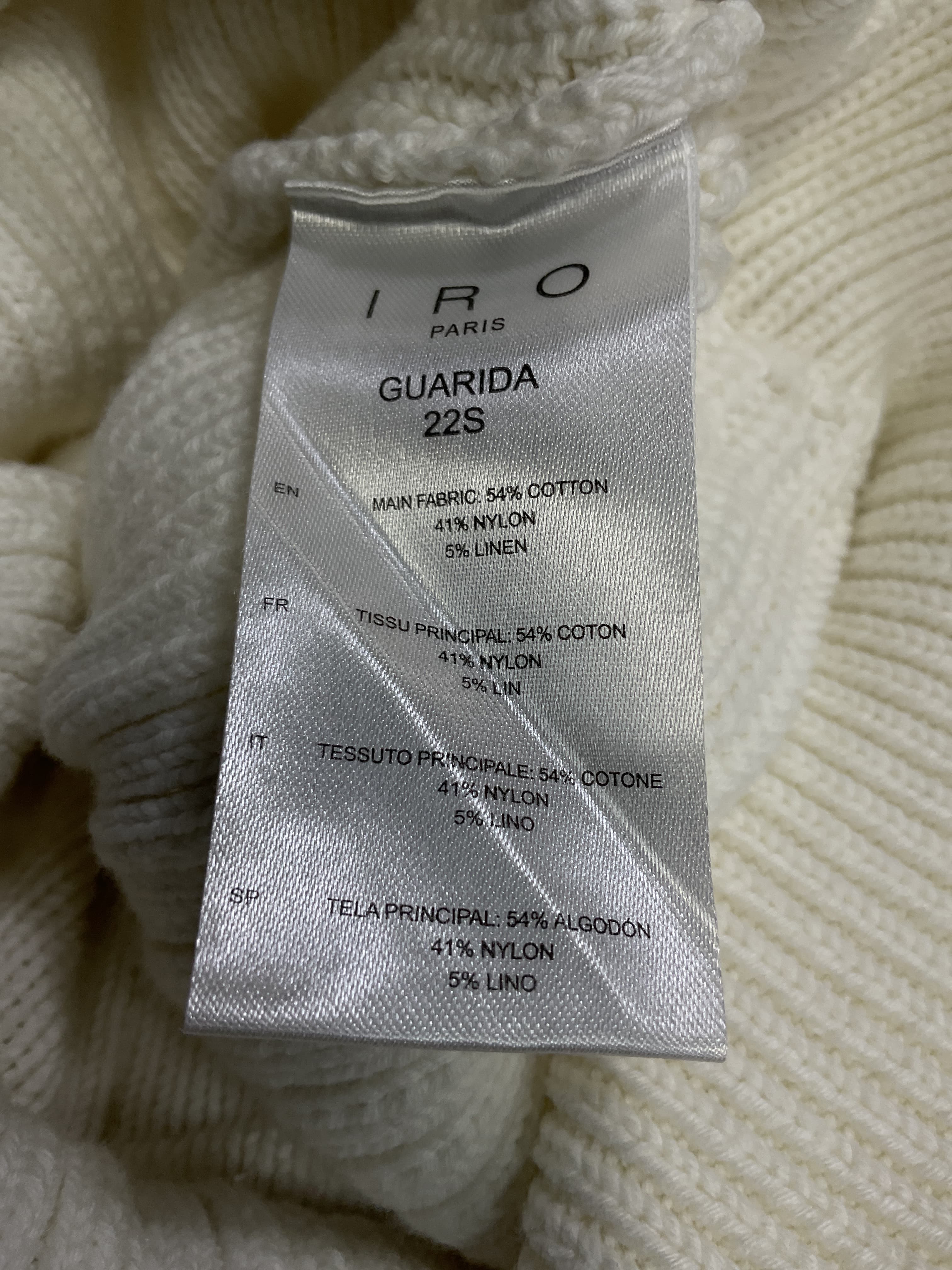 Guarida Strong Shoulder Sweater - Image 4
