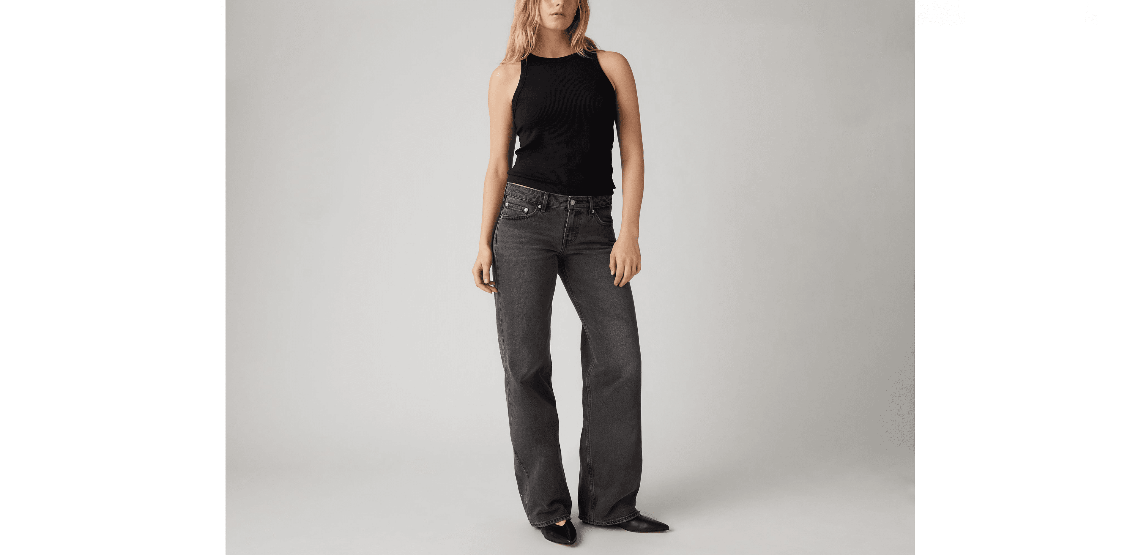 Low Loose Women's Jeans - Image 1