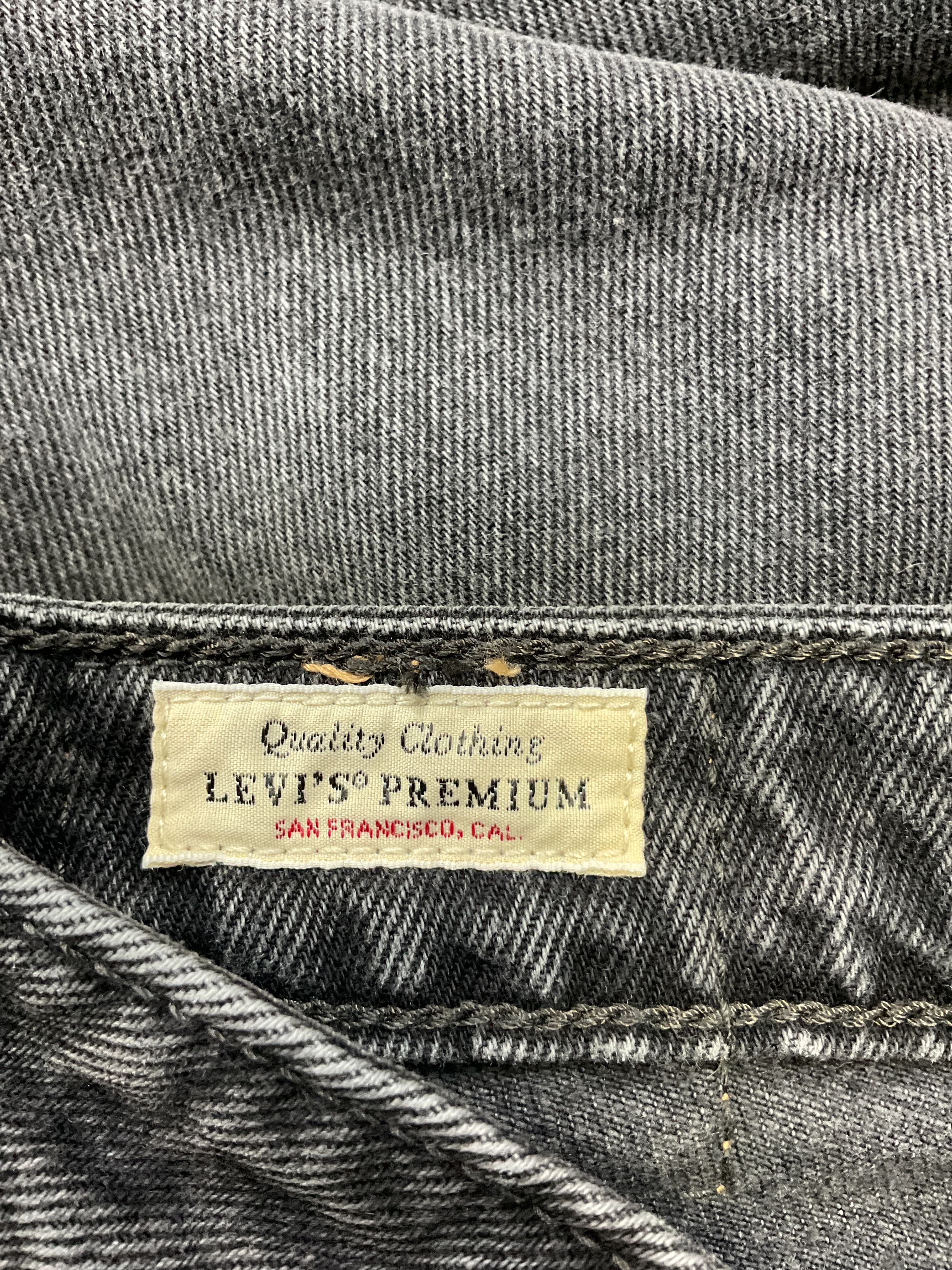 Low Loose Women's Jeans - Image 4