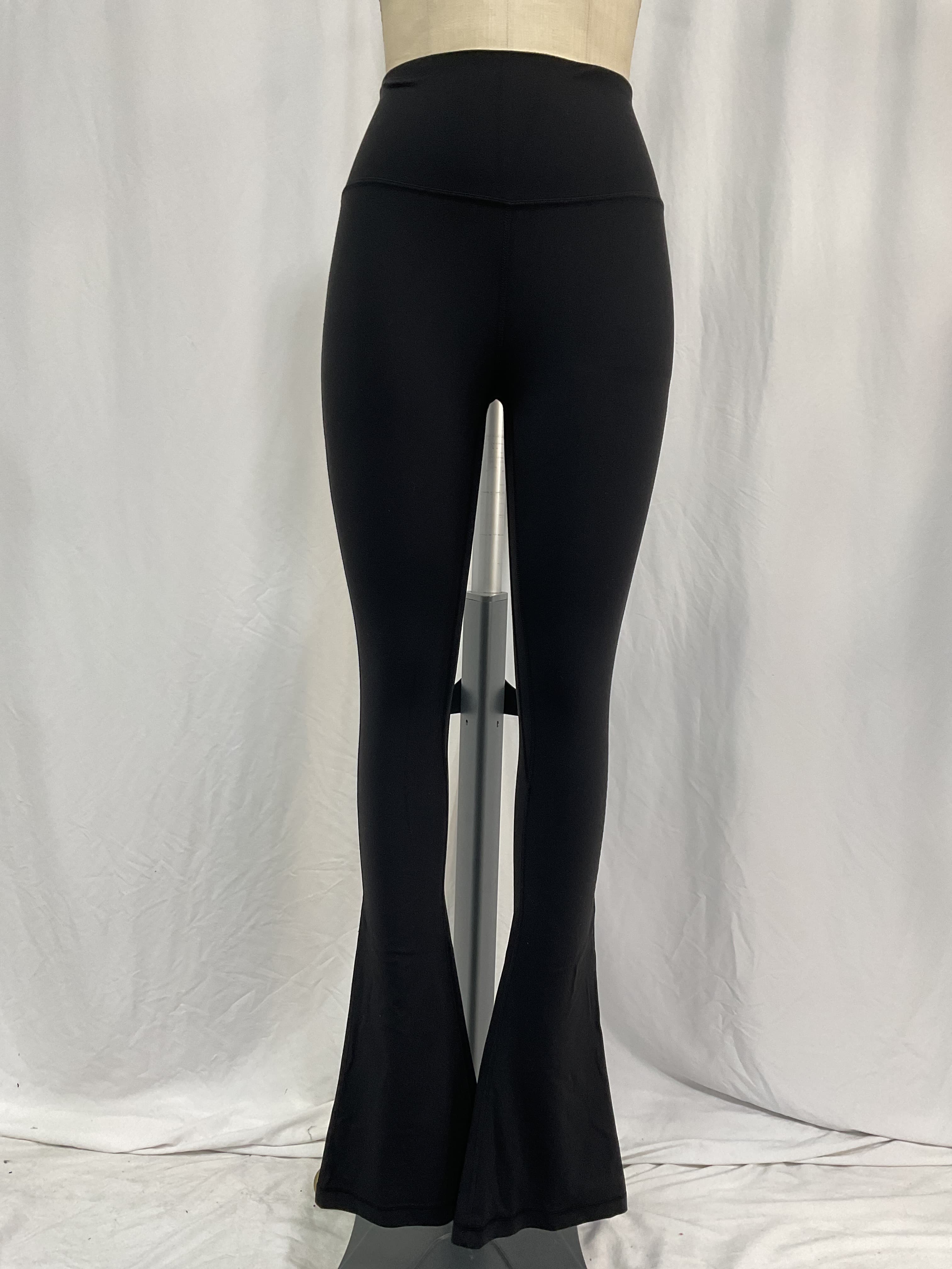 Align High-Rise Mini-Flared Pant *regular - Image 3