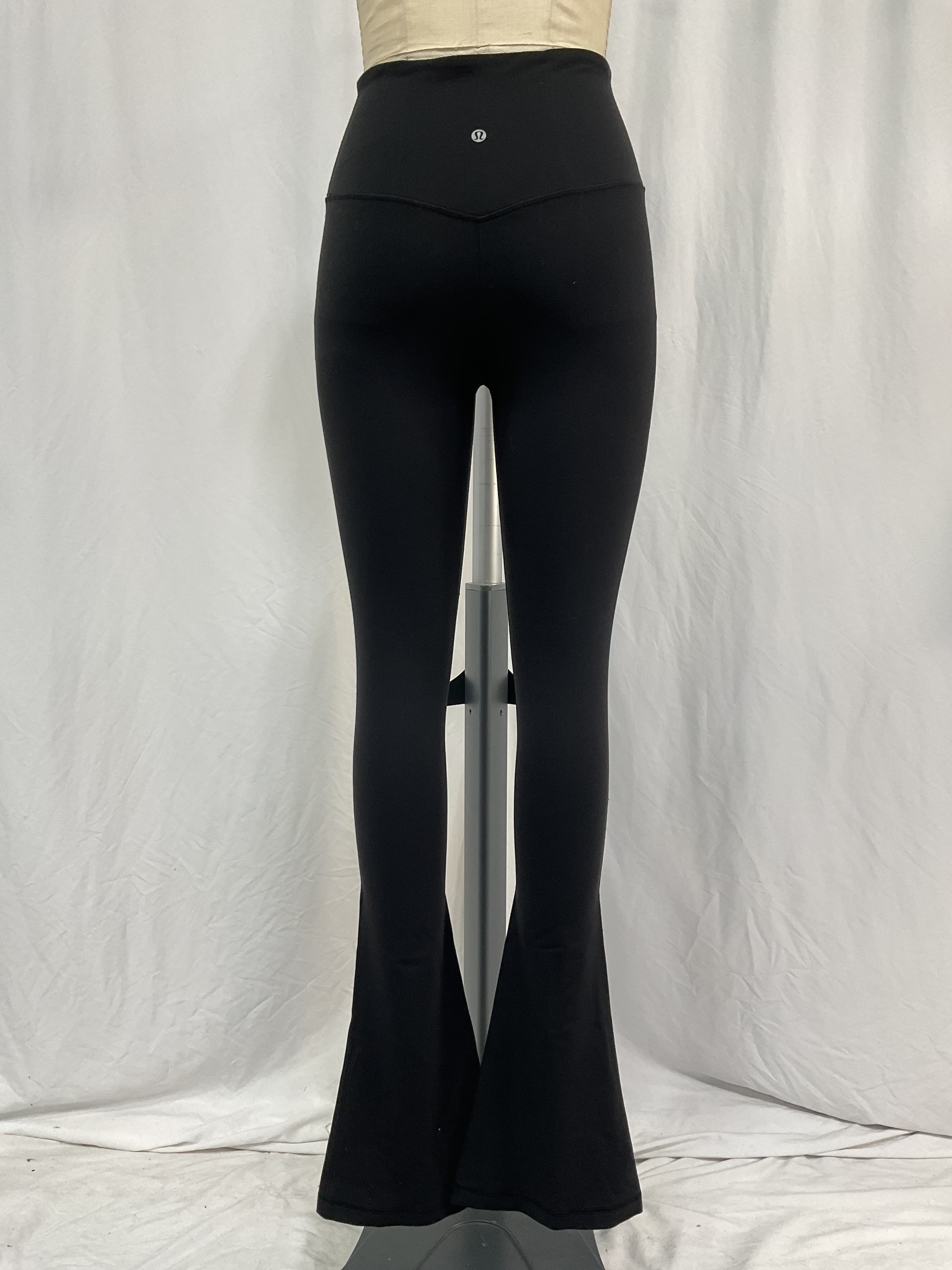 Align High-Rise Mini-Flared Pant *regular - Image 2