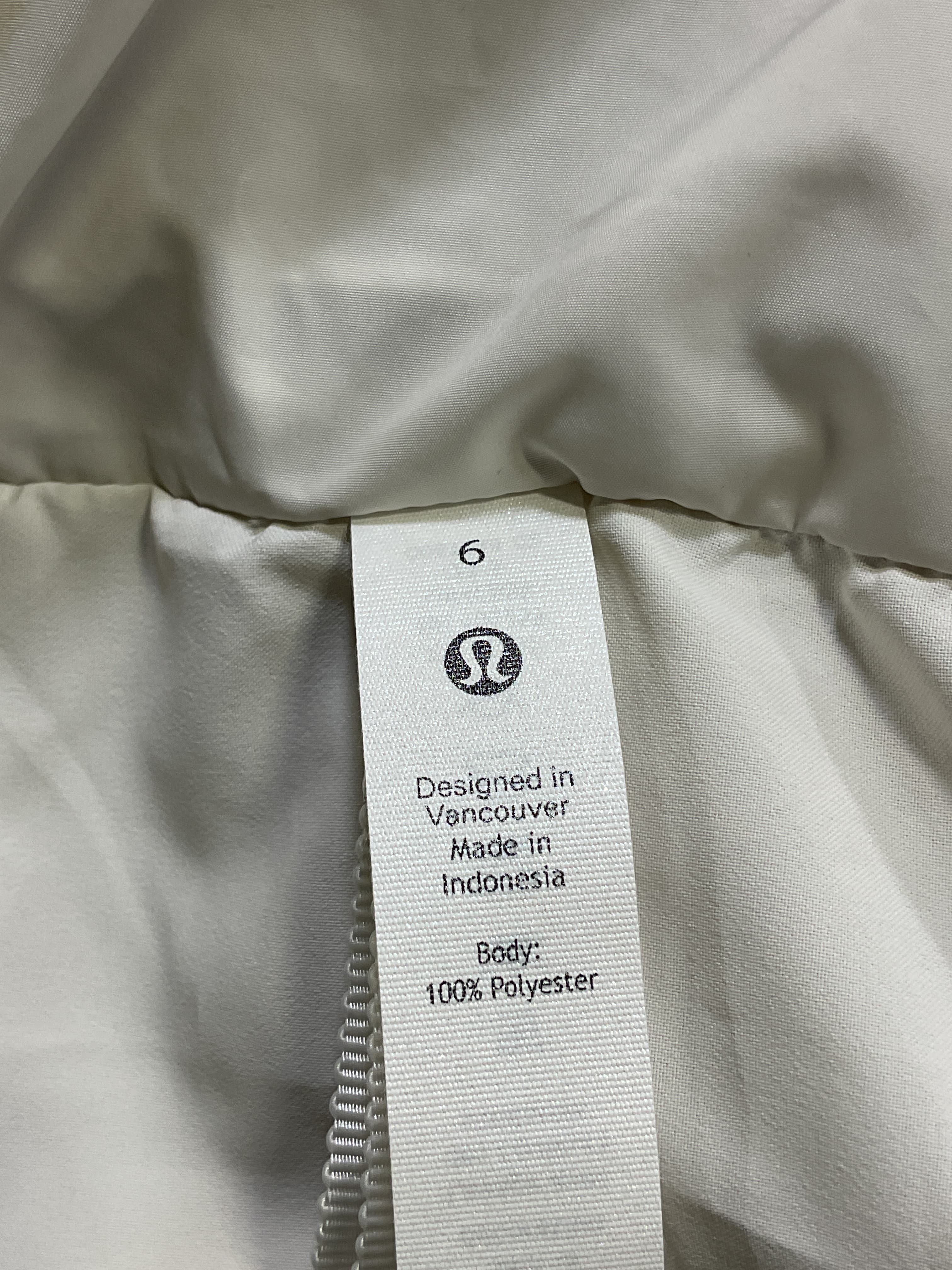 Lightweight Hooded Jacket - Image 2