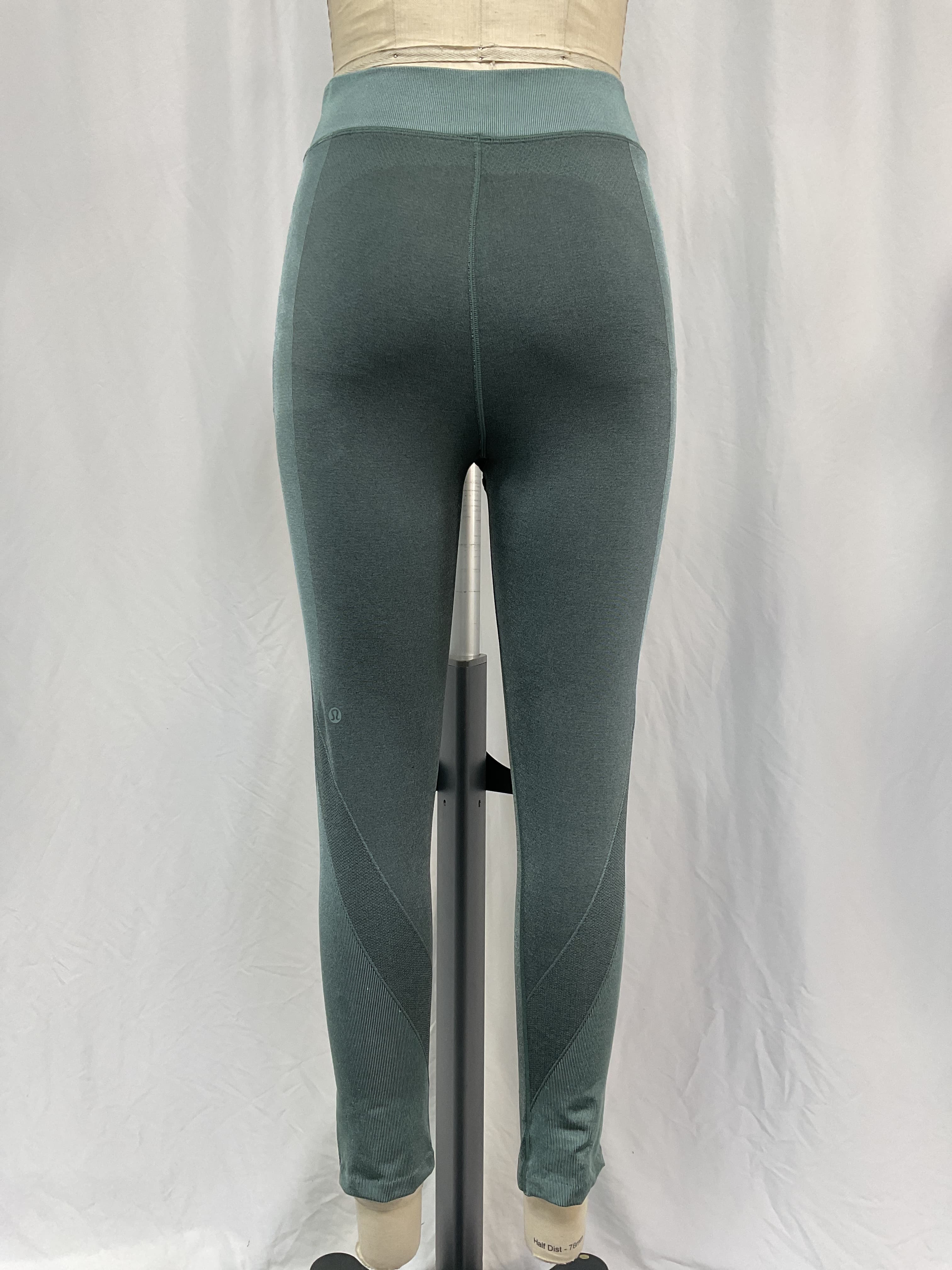 Seamless Super-High-Rise Training Crop - Image 2