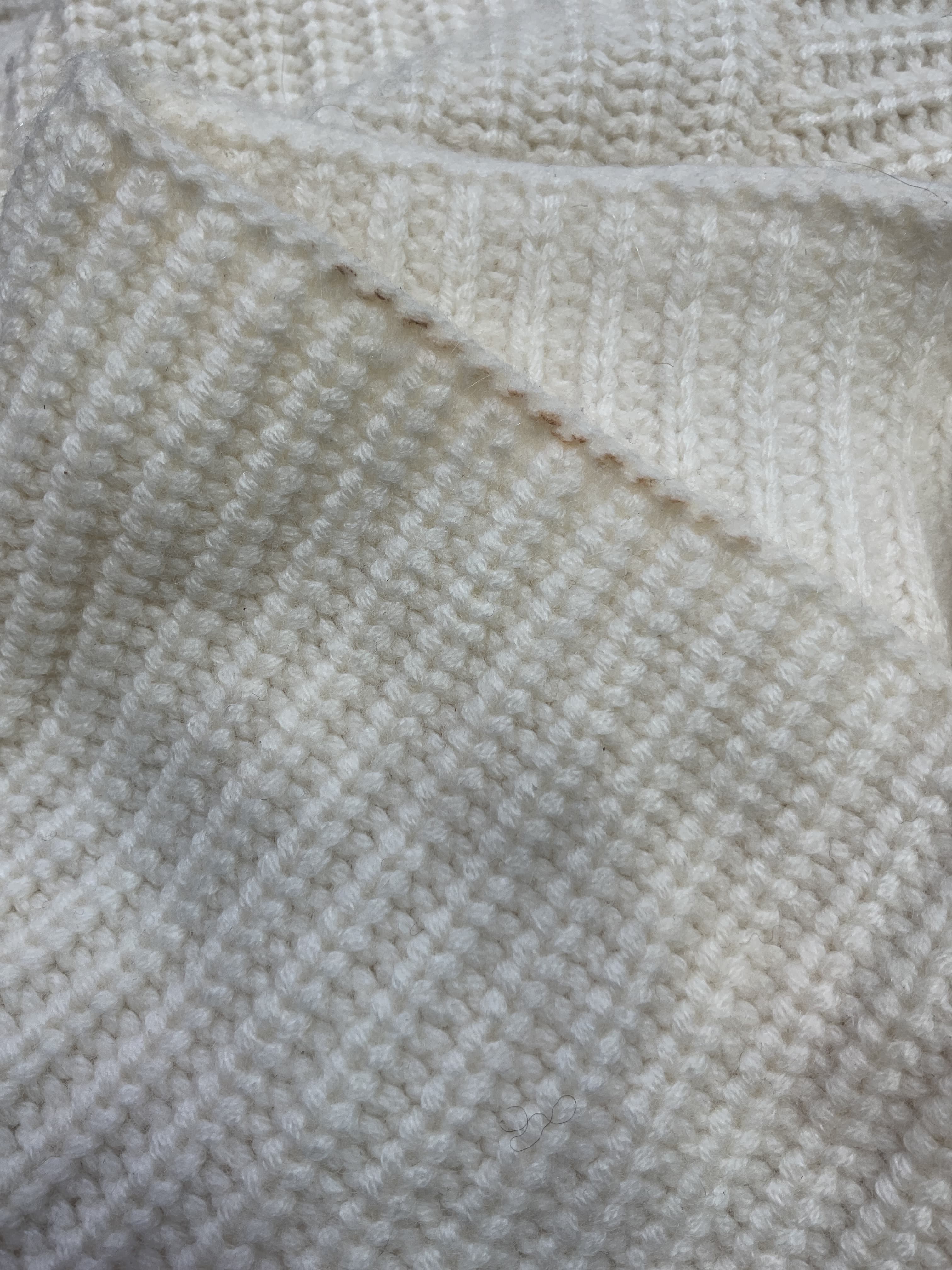 Merino Cashmere Oversized Ribbed Turtleneck - Image 2