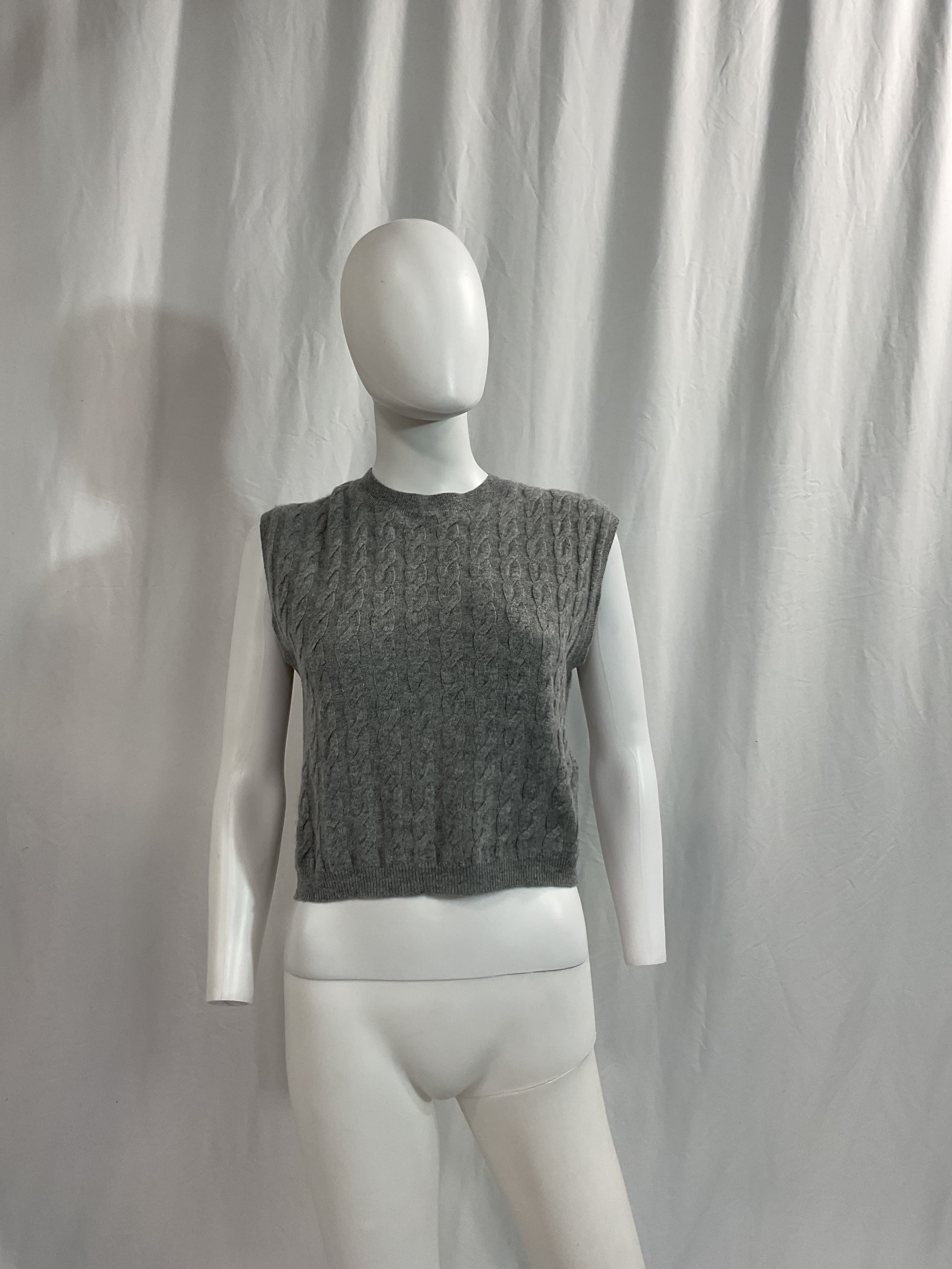 Cable-Knit Cashmere Sweater Vest - Image 2