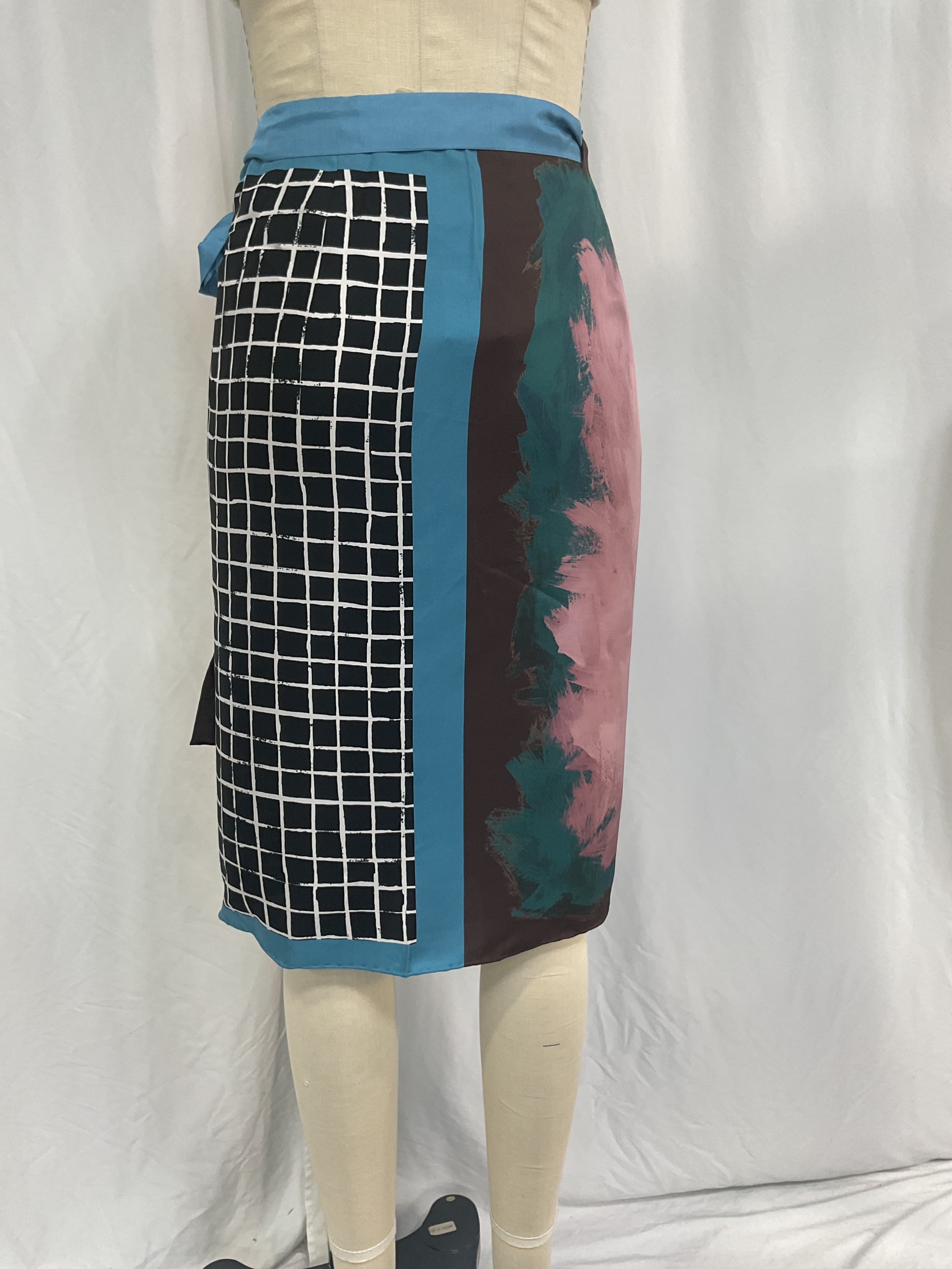 Reversible Paneled Printed Silk Midi Wrap Skirt - Image 4