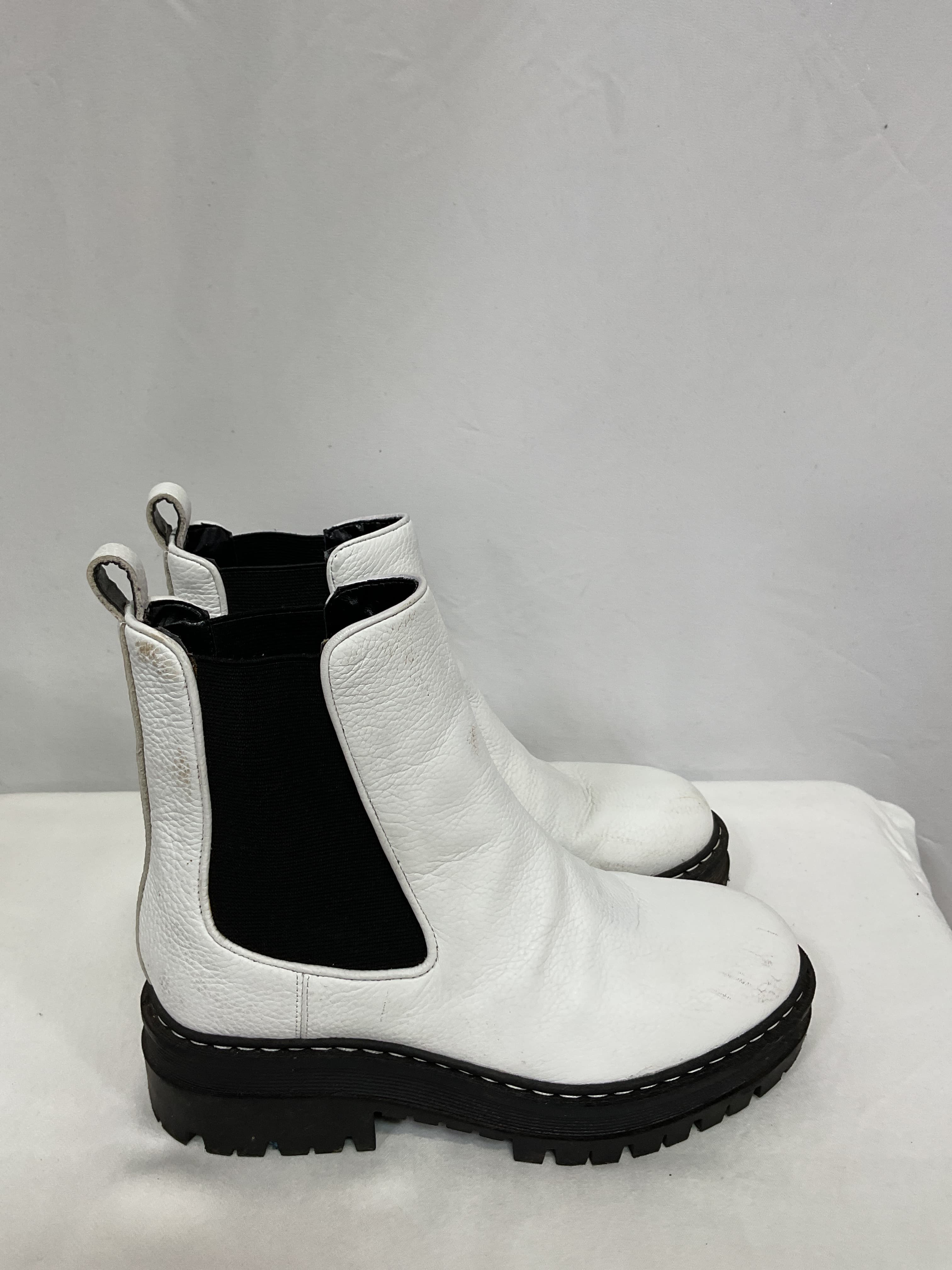 Privi Platform Chelsea Boot - Image 2