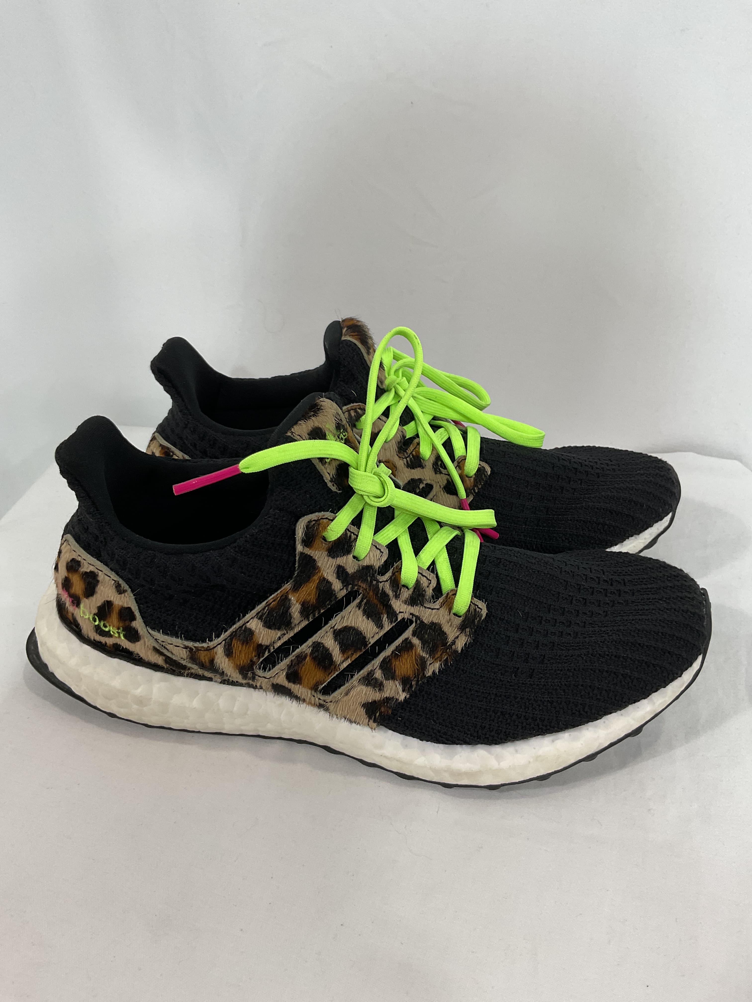 Ultraboost Dna Primeblue Running Shoe - Image 4
