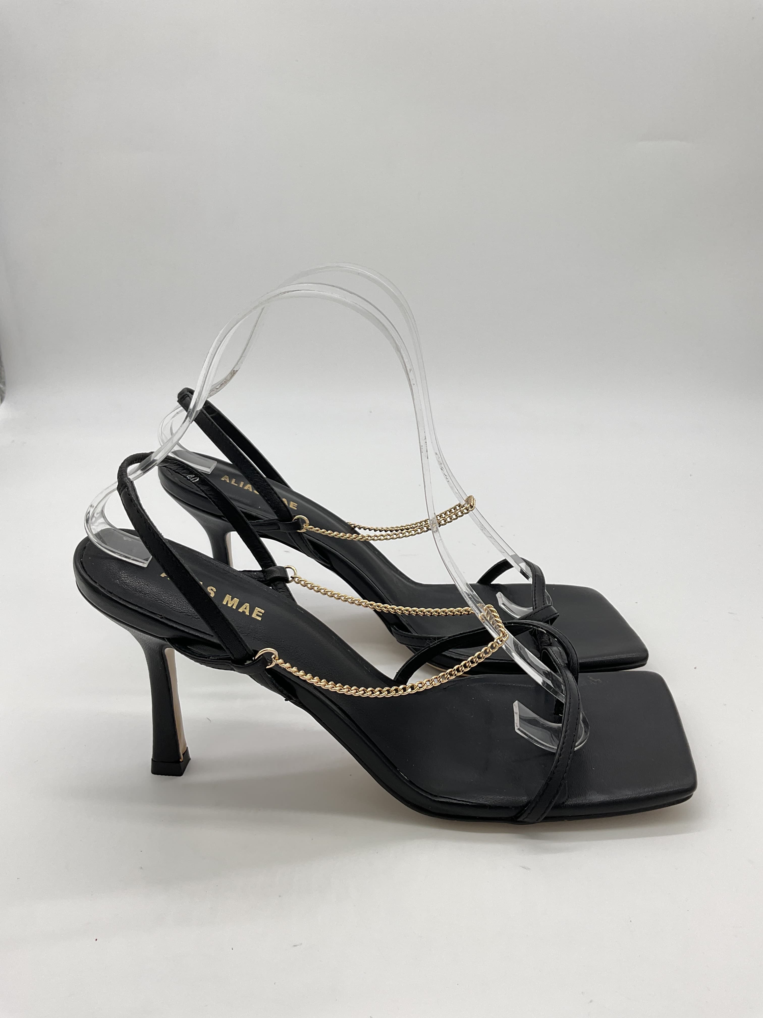 Levi Heel - Image 4
